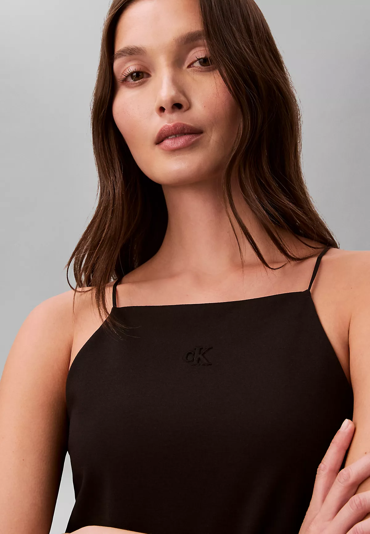 Calvin Klein Calvin Klein Kadın Slim Fit Dar İp Askılı Pamuklu Düz Dokuma Kumaş Siyah Bluz LV044F206G-UB1