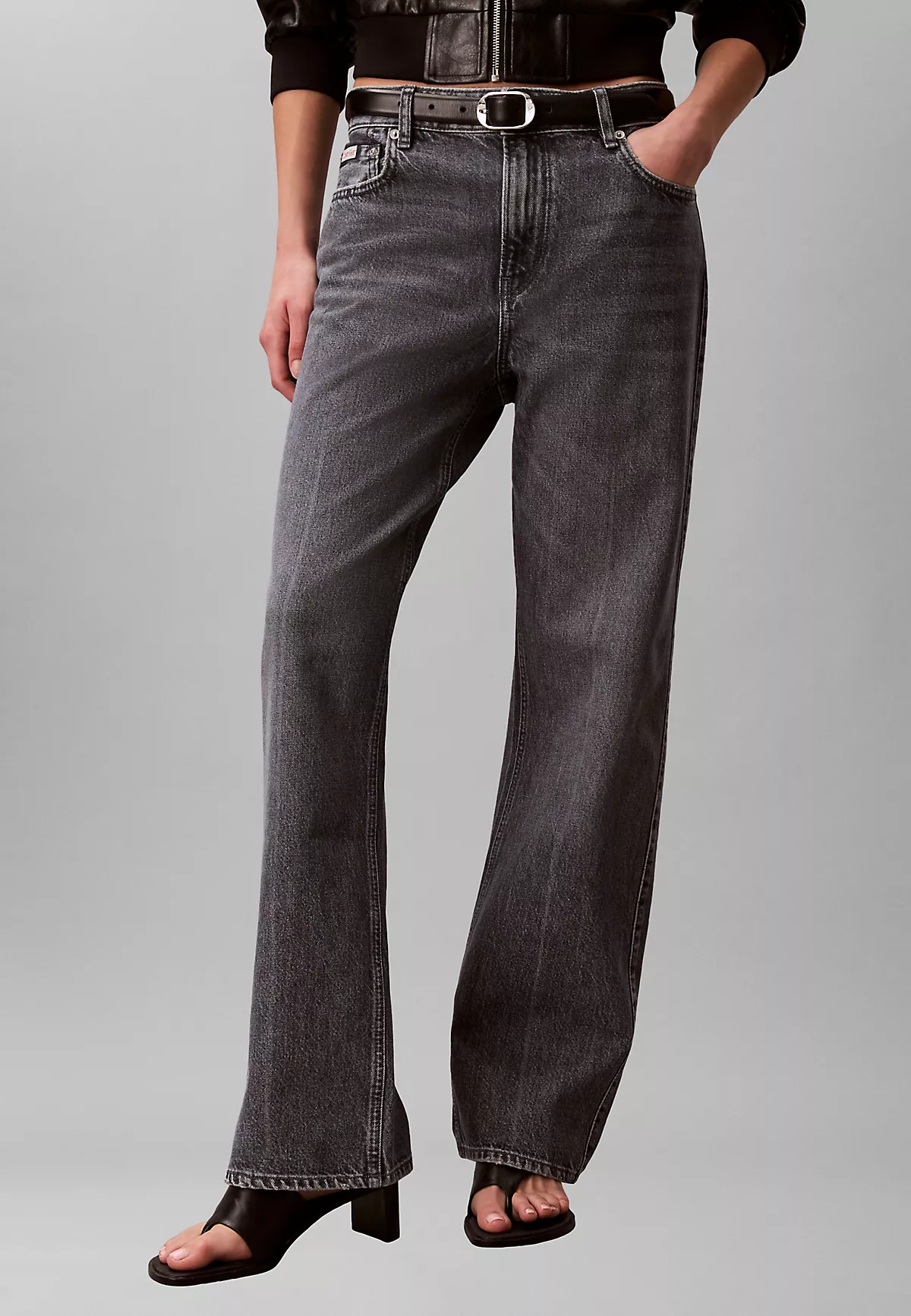 Calvin Klein Calvin Klein Kadın Straight Fit Pamuklu Geniş Paçalı Pamuklu Denim Gri Jeans LV047F723G-SCO