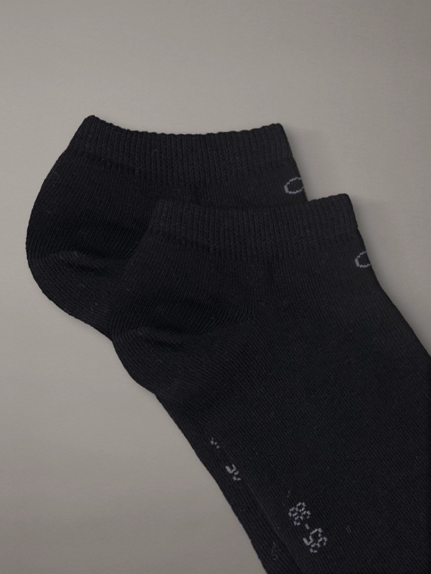 Calvin Klein Calvin Klein Kadın Üçlü Paket Pamuklu Logo İmzalı Siyah Çorap C701234369-001