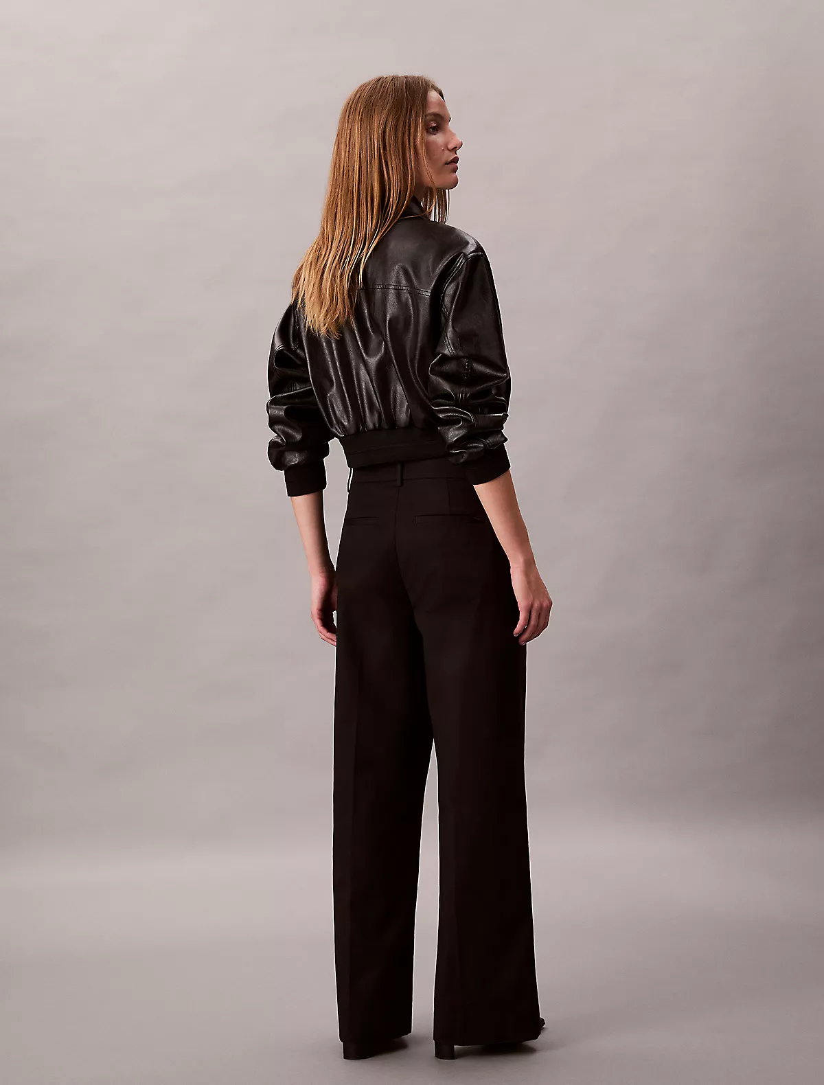 Calvin Klein Calvin Klein Kadın Yüksek Bel Geniş Paça Rahat Kesim Siyah Pantolon LV044D664G-UB1