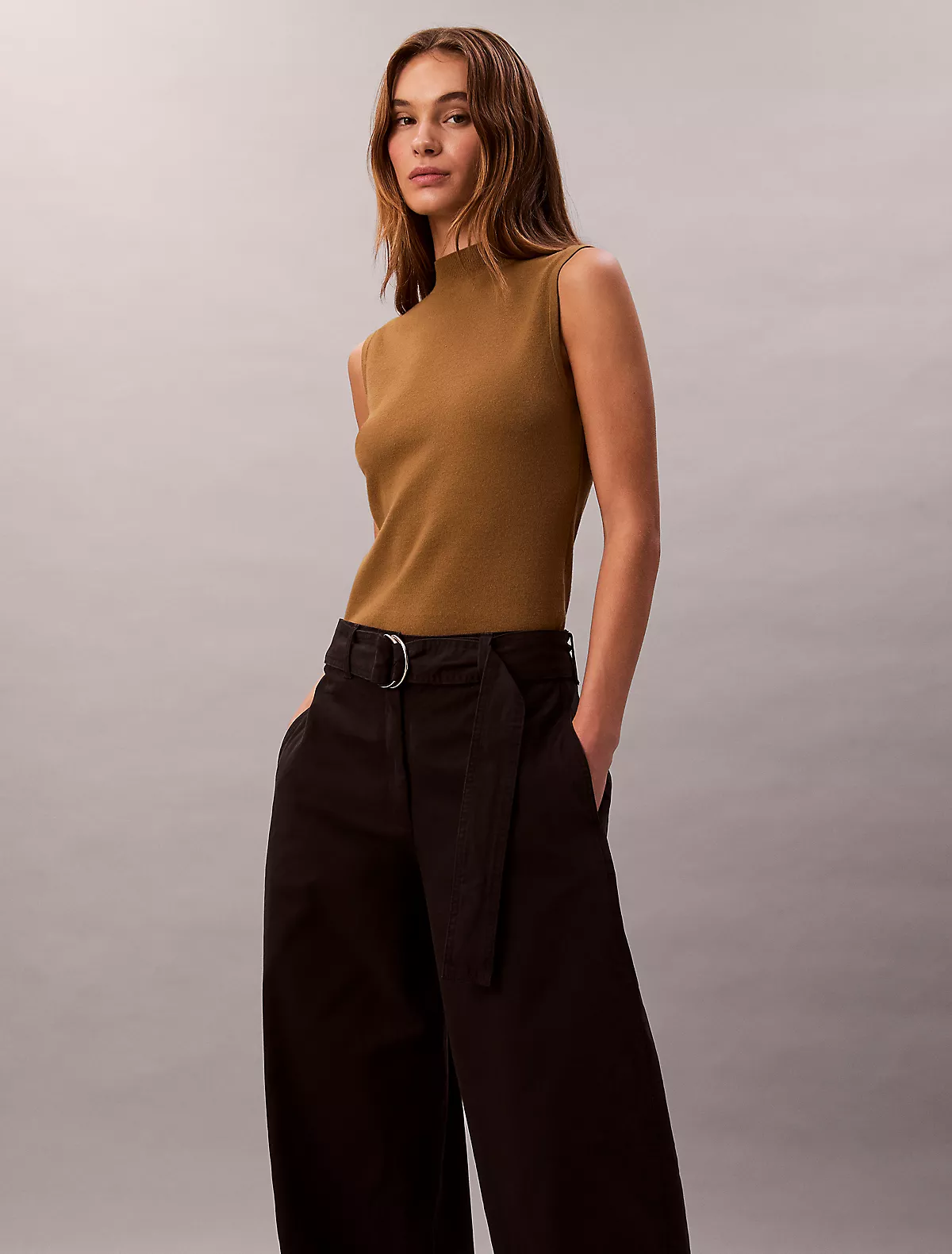 Calvin Klein Calvin Klein Kadın Yüksek Bel Geniş Paça Belde Kemer Detay Dokuma Kumaş Siyah Pantolon LV044E619G-UB1