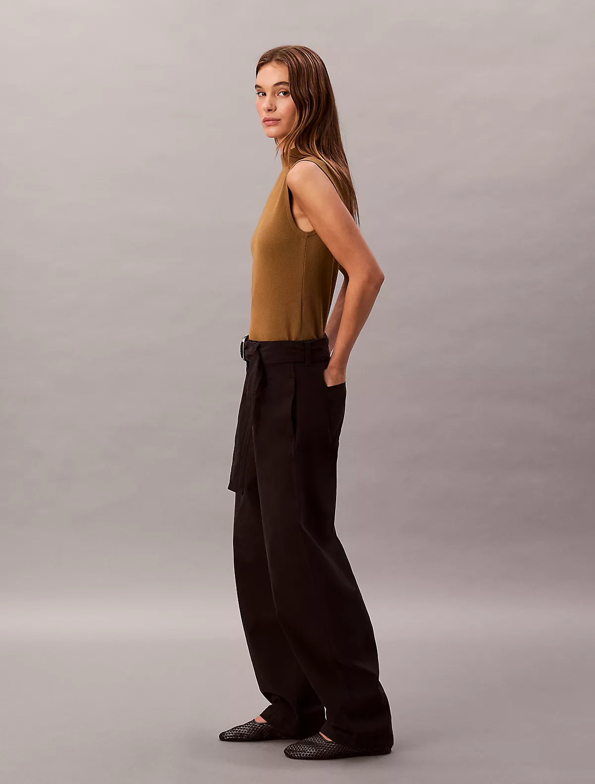 Calvin Klein Calvin Klein Kadın Yüksek Bel Geniş Paça Belde Kemer Detay Dokuma Kumaş Siyah Pantolon LV044E619G-UB1