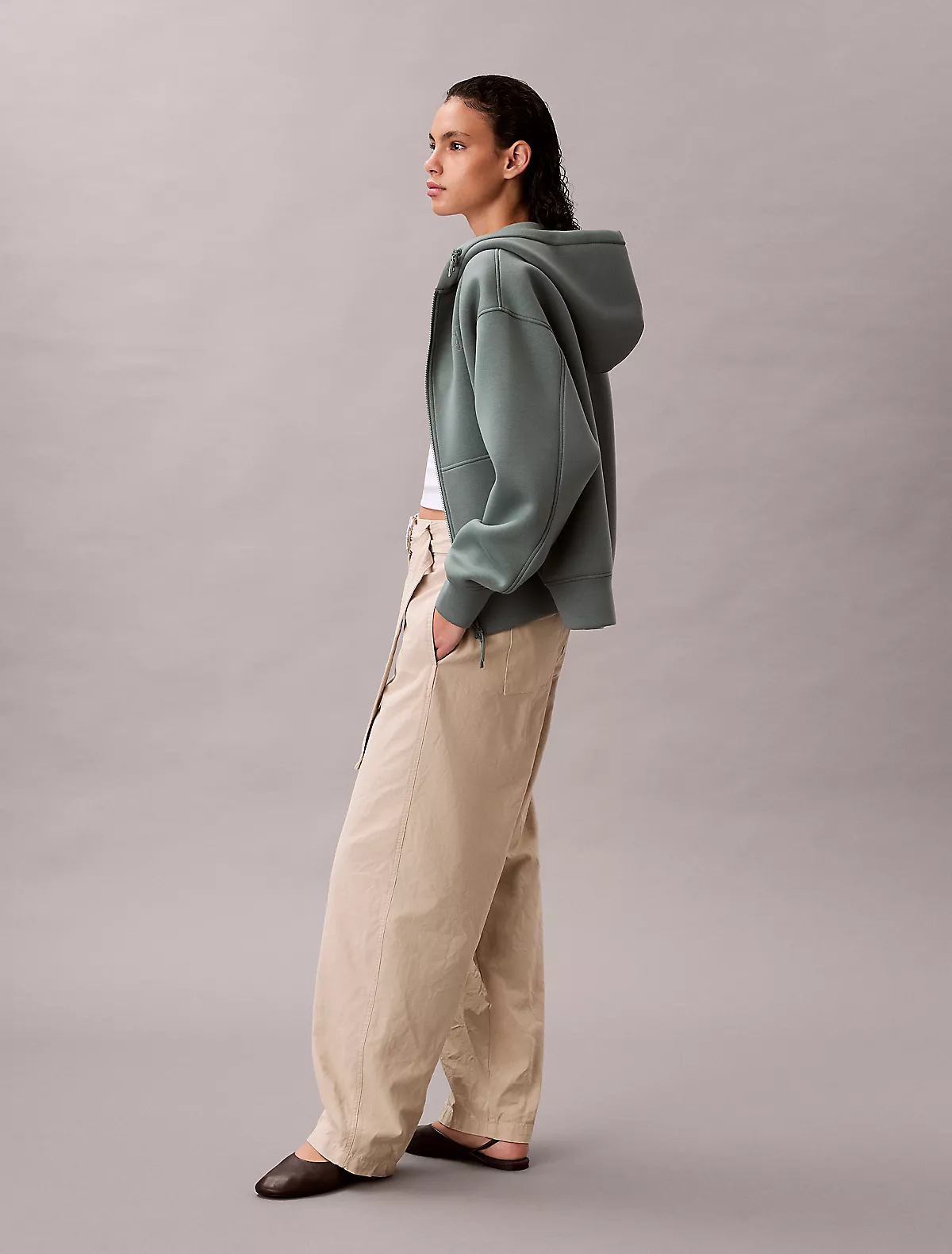 Calvin Klein Calvin Klein Kadın Yüksek Bel Geniş Paça Belde Kemer Detay Dokuma Kumaş Krem Pantolon LV044E619G-2F2