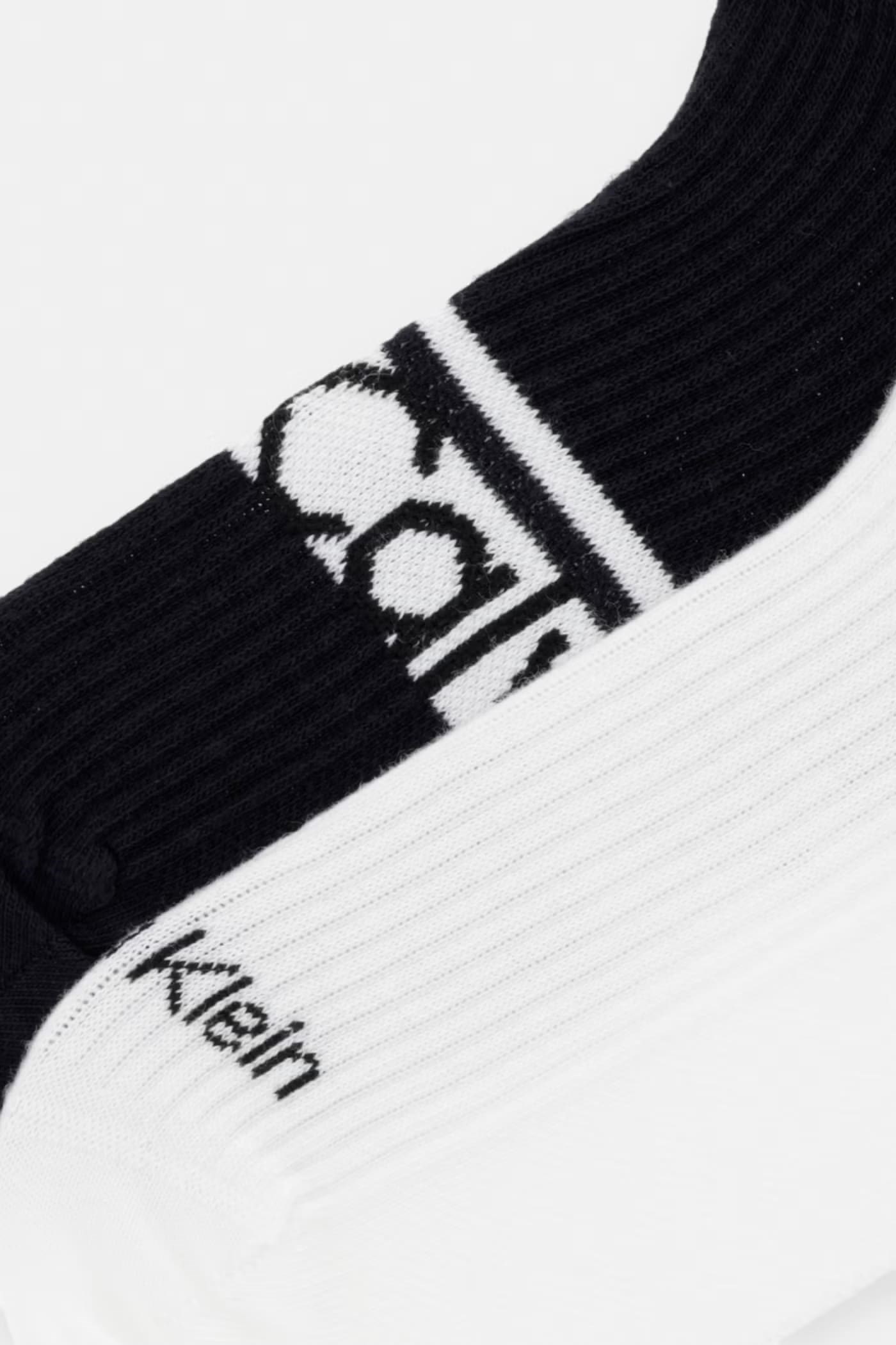 Calvin Klein Calvin Klein Kadın Yumuşak Pamuklu Logo Detaylı Düşük Bilekli İkili Paket Siyah-Beyaz Çorap C701238129-004