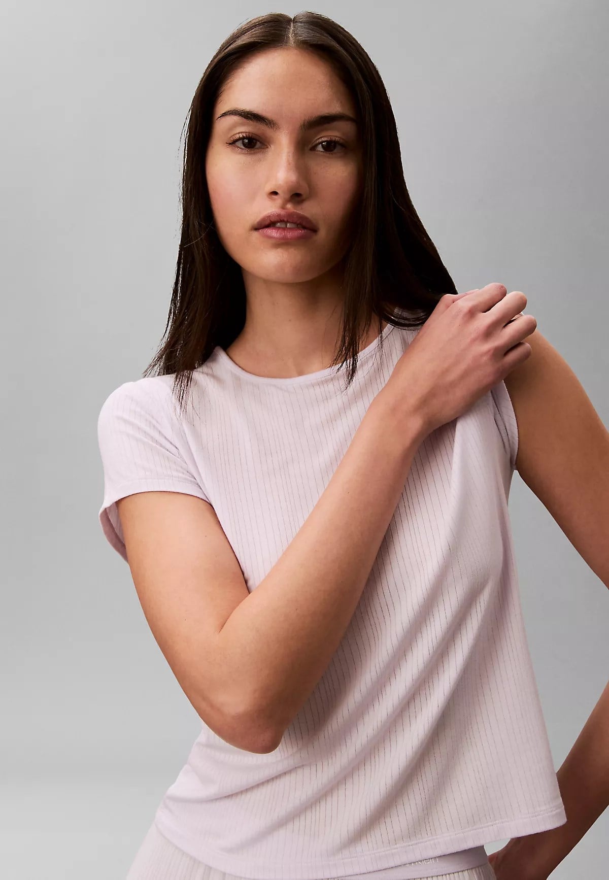 Calvin Klein Calvin Klein Kadın Yuvarlak Yaka Kısa Kol Düz Regular Fit Mor Pijama Üstü LV00QS7618-2IK