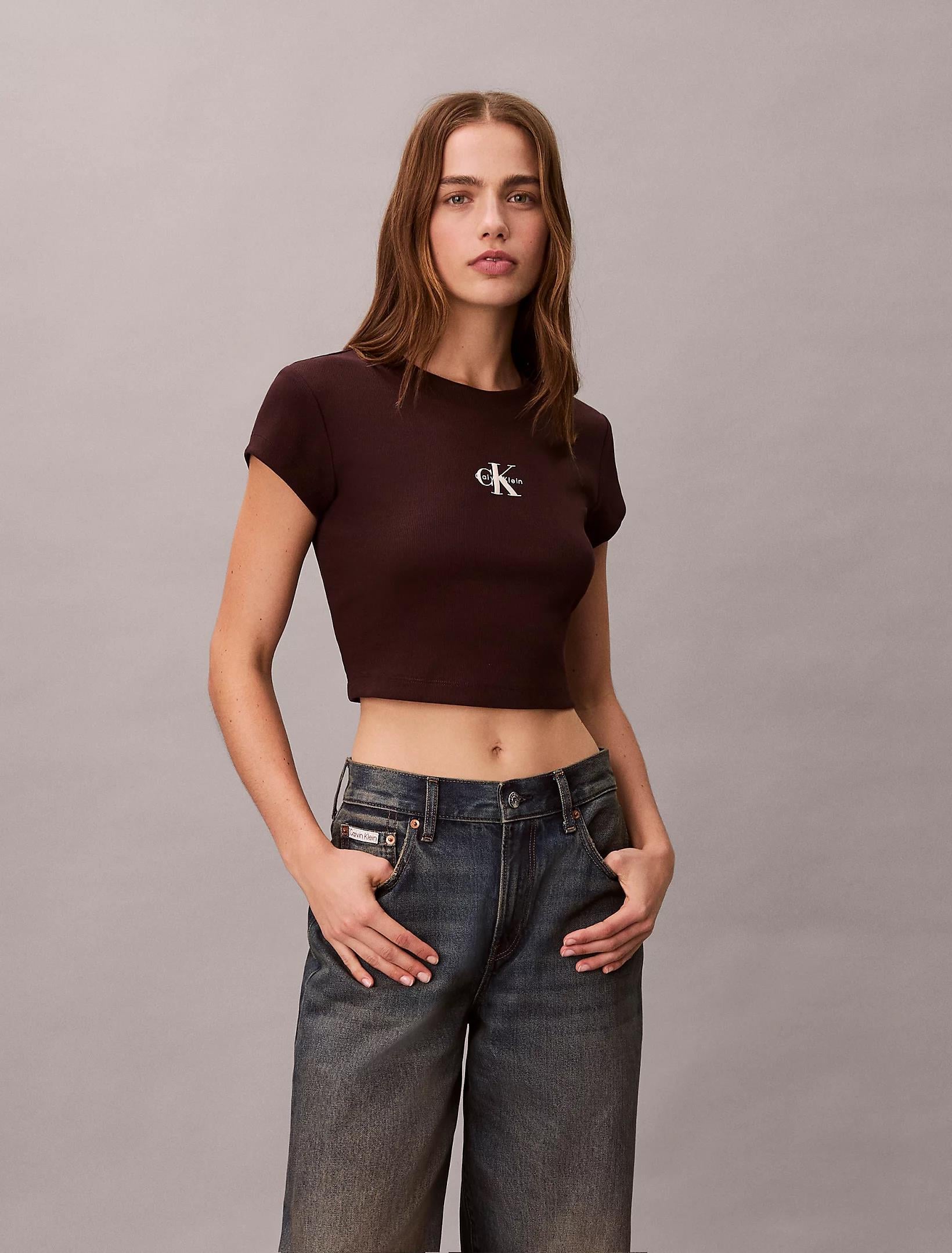 Calvin Klein Calvin Klein Kadın Yuvarlak Yaka Kısa Kollu Kısa Mor T-Shirt LV047AB802-2E8