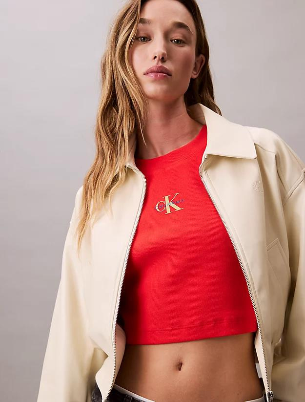 Calvin Klein Calvin Klein Kadın Yuvarlak Yaka Kısa Kollu Kısa Kırmızı T-Shirt LV047AB802-TNC