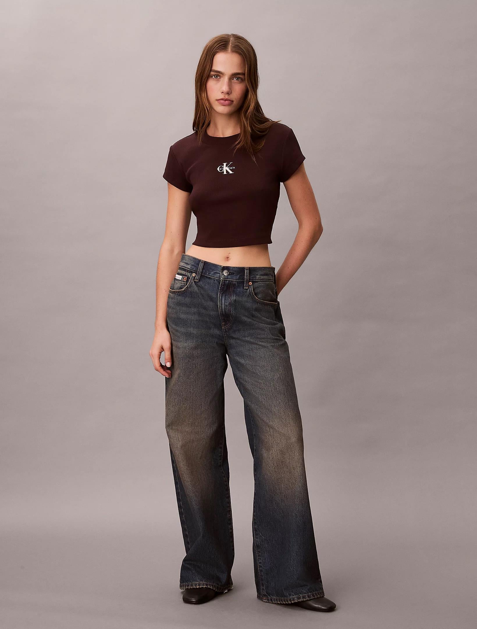 Calvin Klein Calvin Klein Kadın Yuvarlak Yaka Kısa Kollu Kısa Mor T-Shirt LV047AB802-2E8