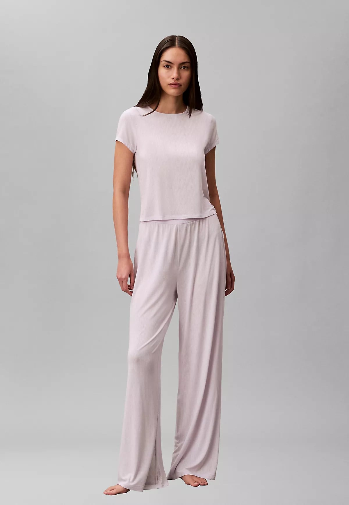 Calvin Klein Calvin Klein Kadın Yuvarlak Yaka Kısa Kol Düz Regular Fit Mor Pijama Üstü LV00QS7618-2IK