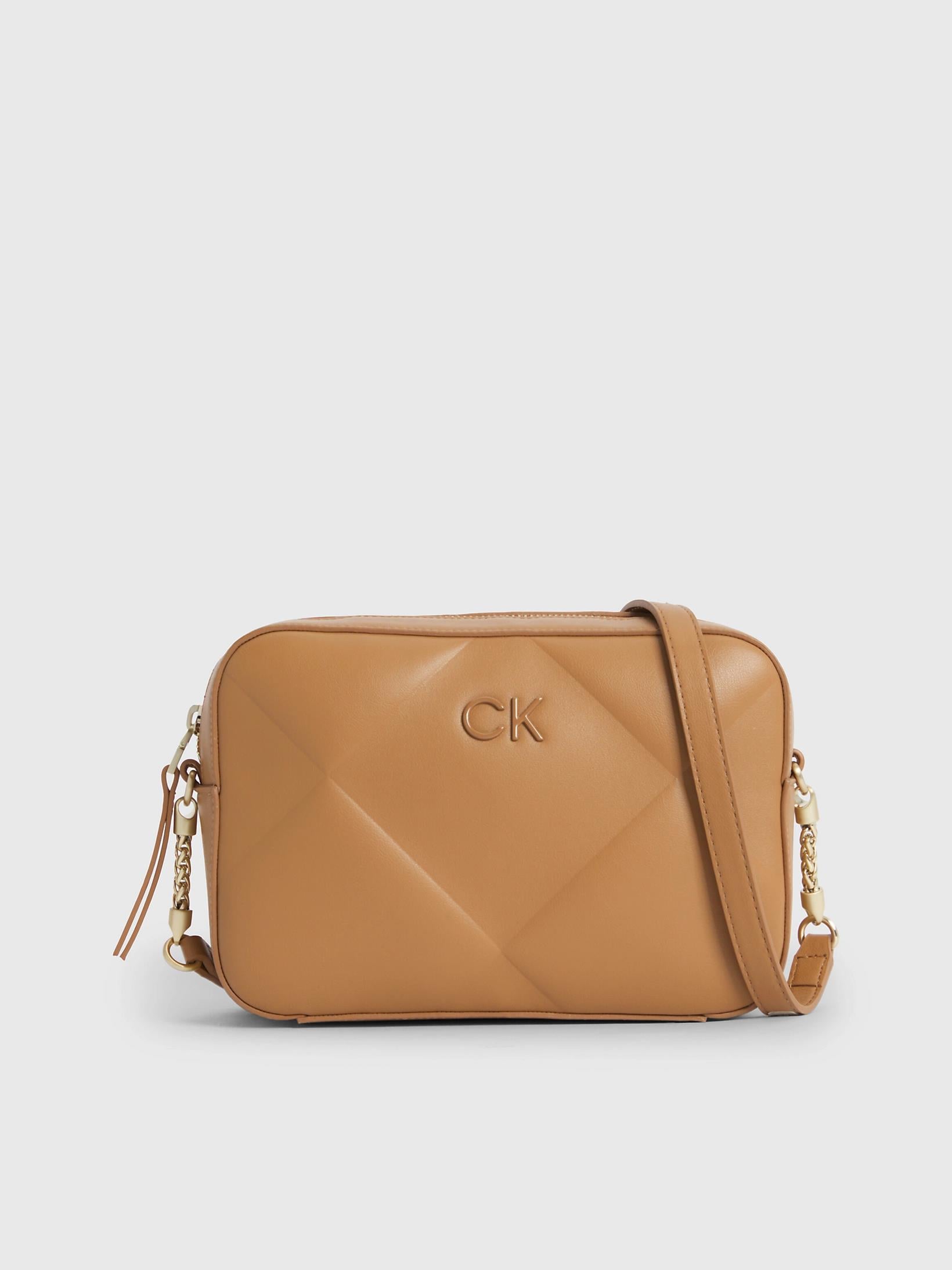 Calvin Klein Calvin Kleın Kadın Zincir Detaylı Omuz Askılı Kahverengi Omuz Çantası K60K610767-GA5