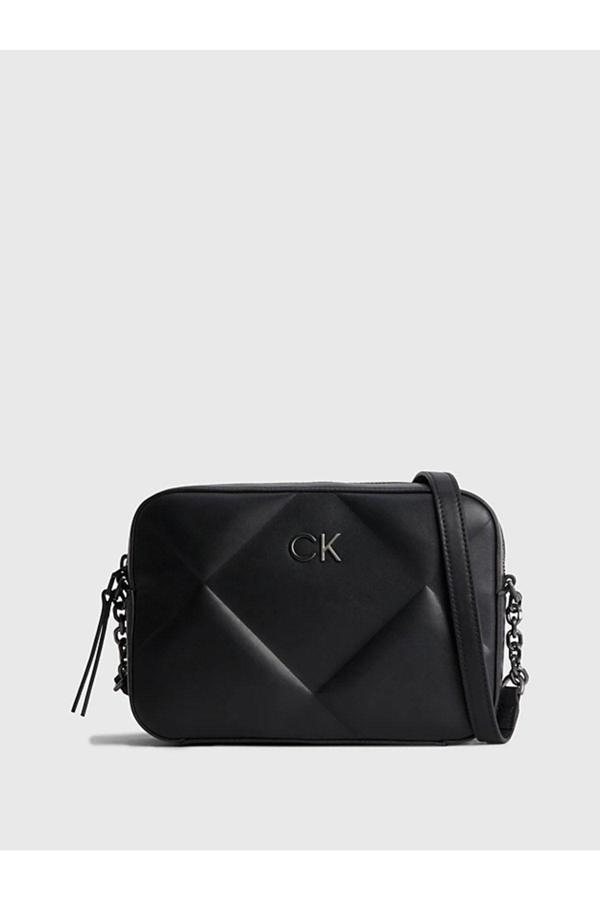 Calvin Klein Calvin Kleın Kadın Zincir Detaylı Omuz Askılı Siyah Omuz Çantası K60K610767-BAX