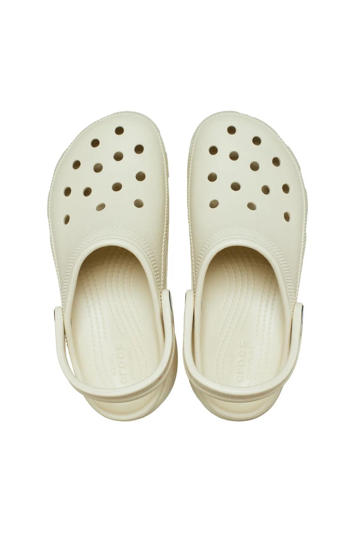 Crocs Crocs Kadın Marka Logolu Rahat Günlük Kullanım Bej Terlik 206750-2Y2