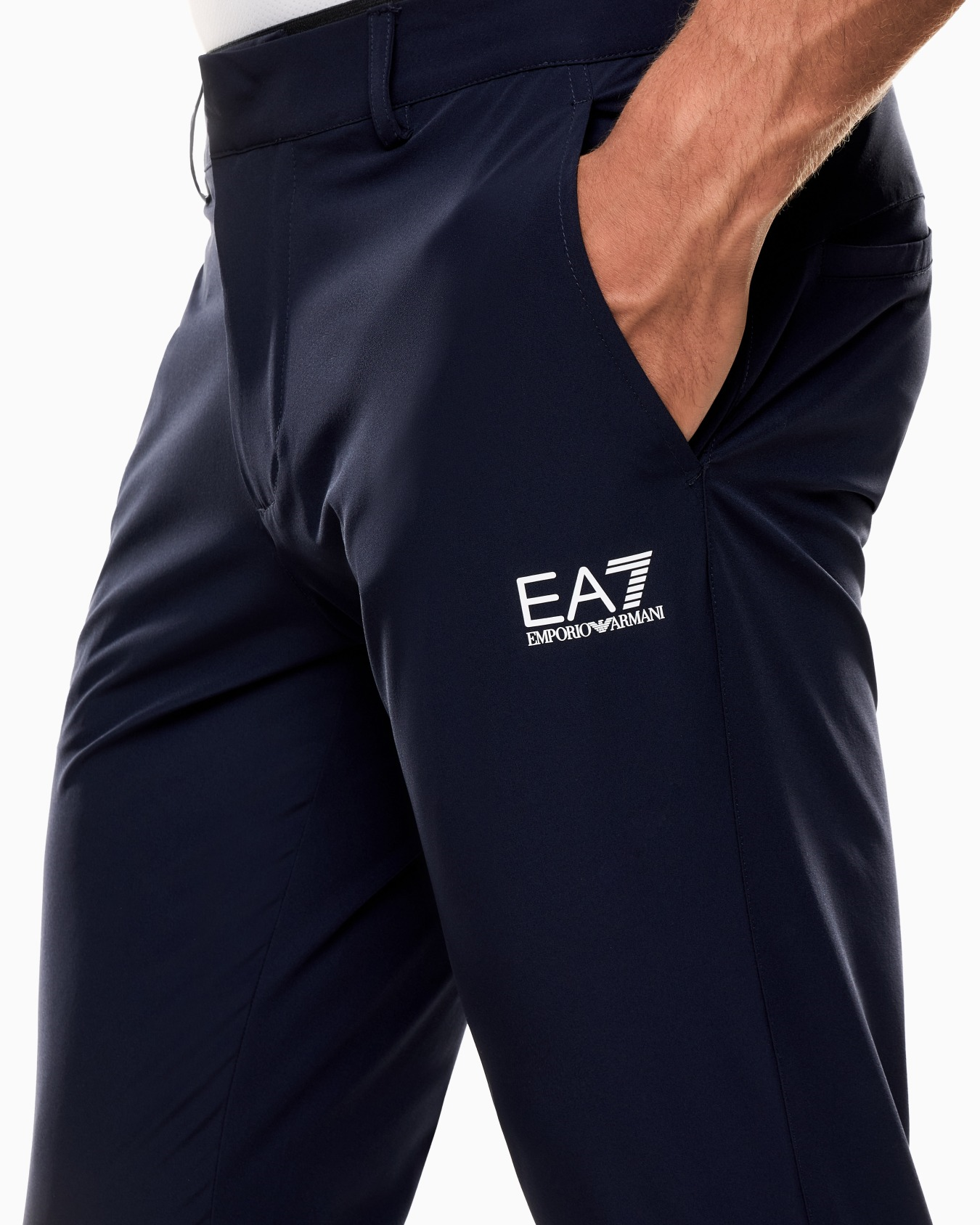 EA7 Ea7 Erkek Dar Kalıp Nefes Alabilen Kumaş Kontrast Logo Desenli Düz Paça Lacivert Pantolon 7M000509 AF14589-UB102