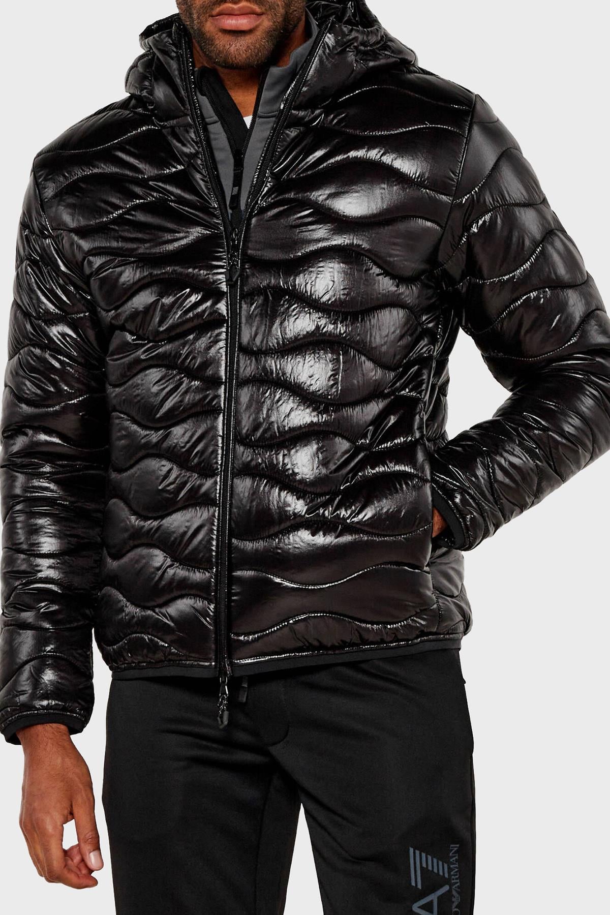 Ea7 Ea7 Erkek Kapitoneli Regular Fit Kapüşonlu Şişme Siyah Ceket 6DPB47 PNHTZ-1200