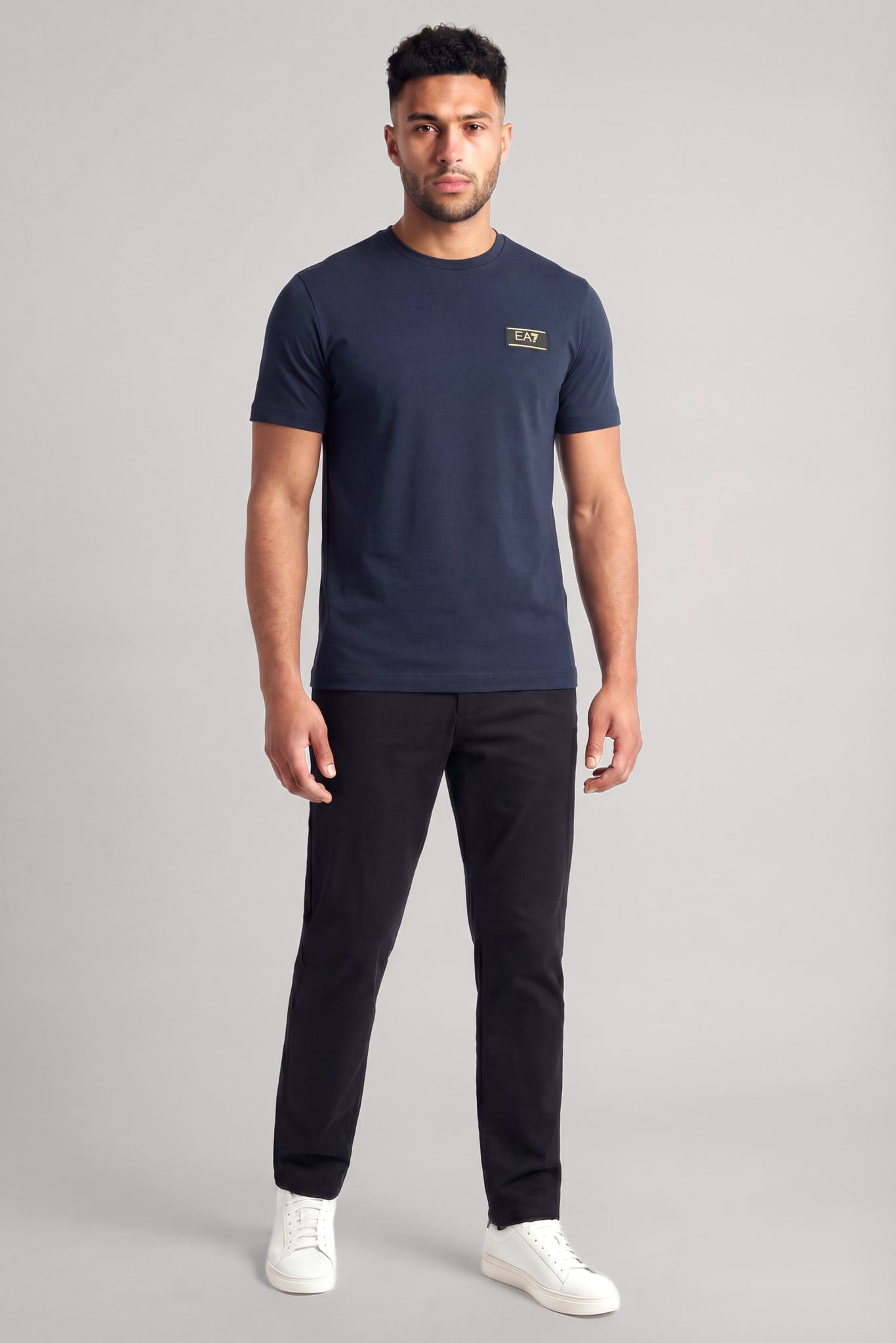 EA7 Ea7 Erkek Normal Kalıp Viskoz Karışımlı Kumaş Yuvarlak Yakalı Logo Etiketli Kısa Kollu Lacivert T-Shirt 7M001331 AF13739-UB102