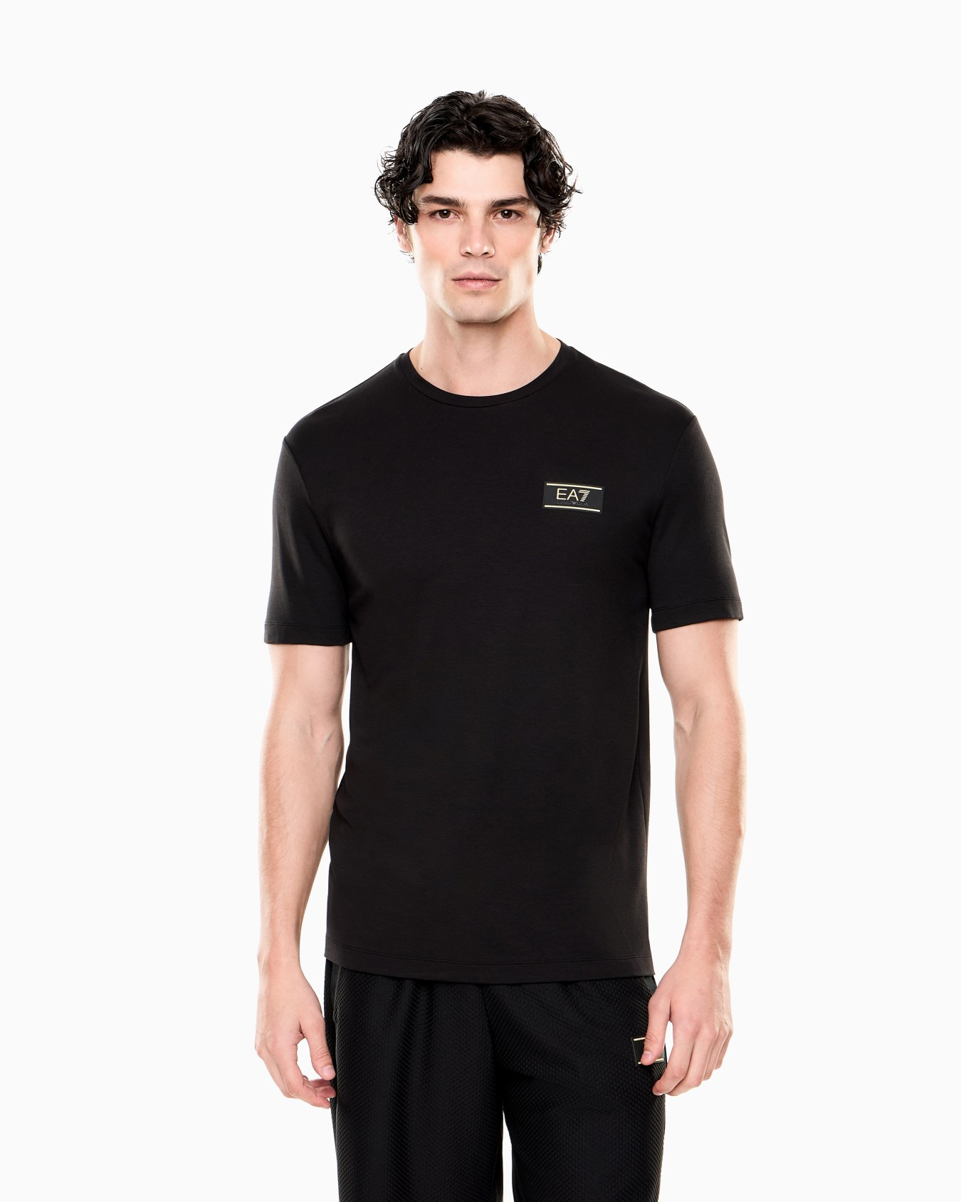 EA7 Ea7 Erkek Normal Kalıp Viskoz Karışımlı Kumaş Yuvarlak Yakalı Logo Etiketli Kısa Kollu Siyah T-Shirt 7M001331 AF13739-UC001