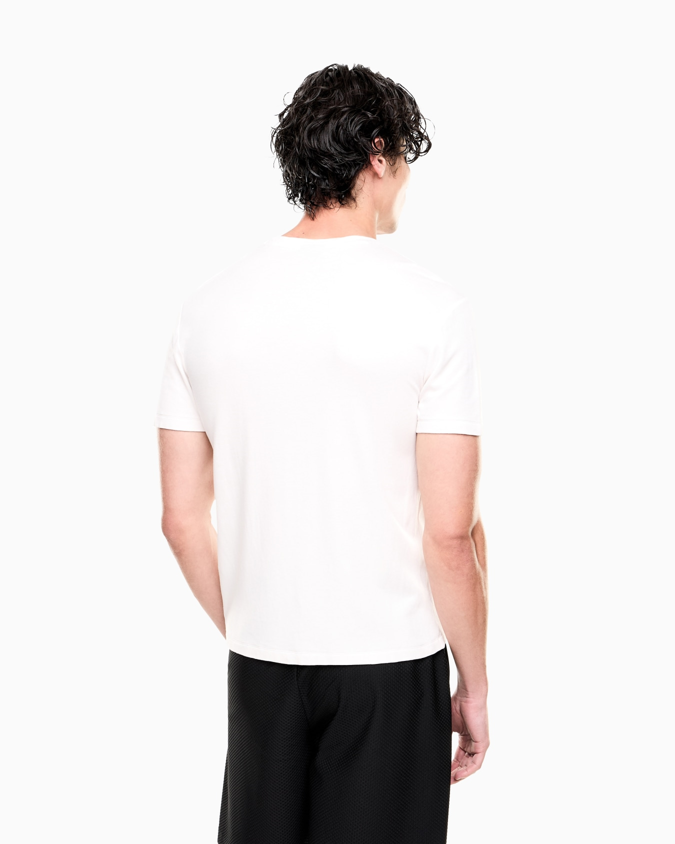 EA7 Ea7 Erkek Normal Kalıp Viskoz Karışımlı Kumaş Yuvarlak Yakalı Logo Etiketli Kısa Kollu Beyaz T-Shirt 7M001331 AF13739-U0004