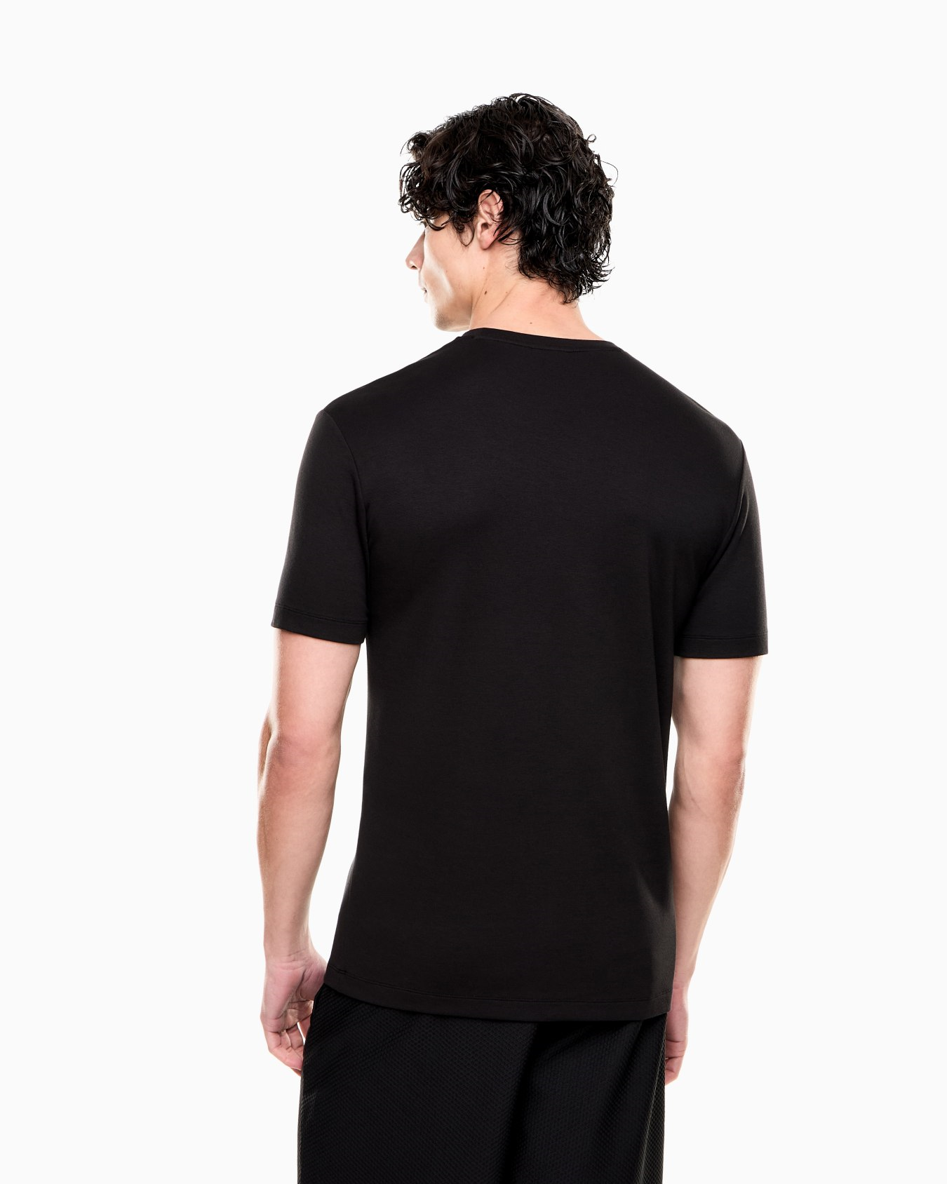 EA7 Ea7 Erkek Normal Kalıp Viskoz Karışımlı Kumaş Yuvarlak Yakalı Logo Etiketli Kısa Kollu Siyah T-Shirt 7M001331 AF13739-UC001
