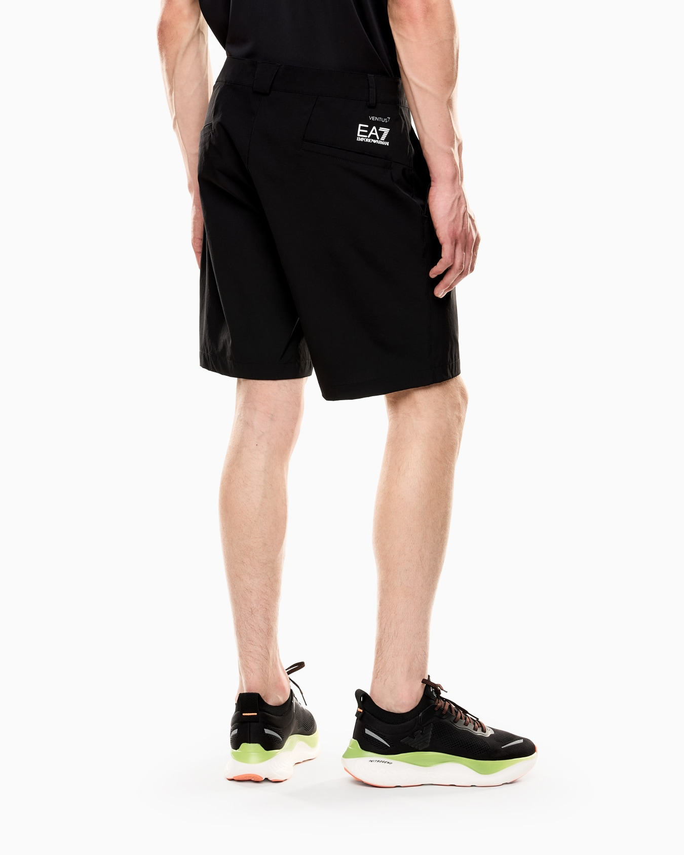 EA7 Ea7 Erkek Slim Fit Teknik Kumaşlı Siyah Şort 7M000194 AF14589-UC001