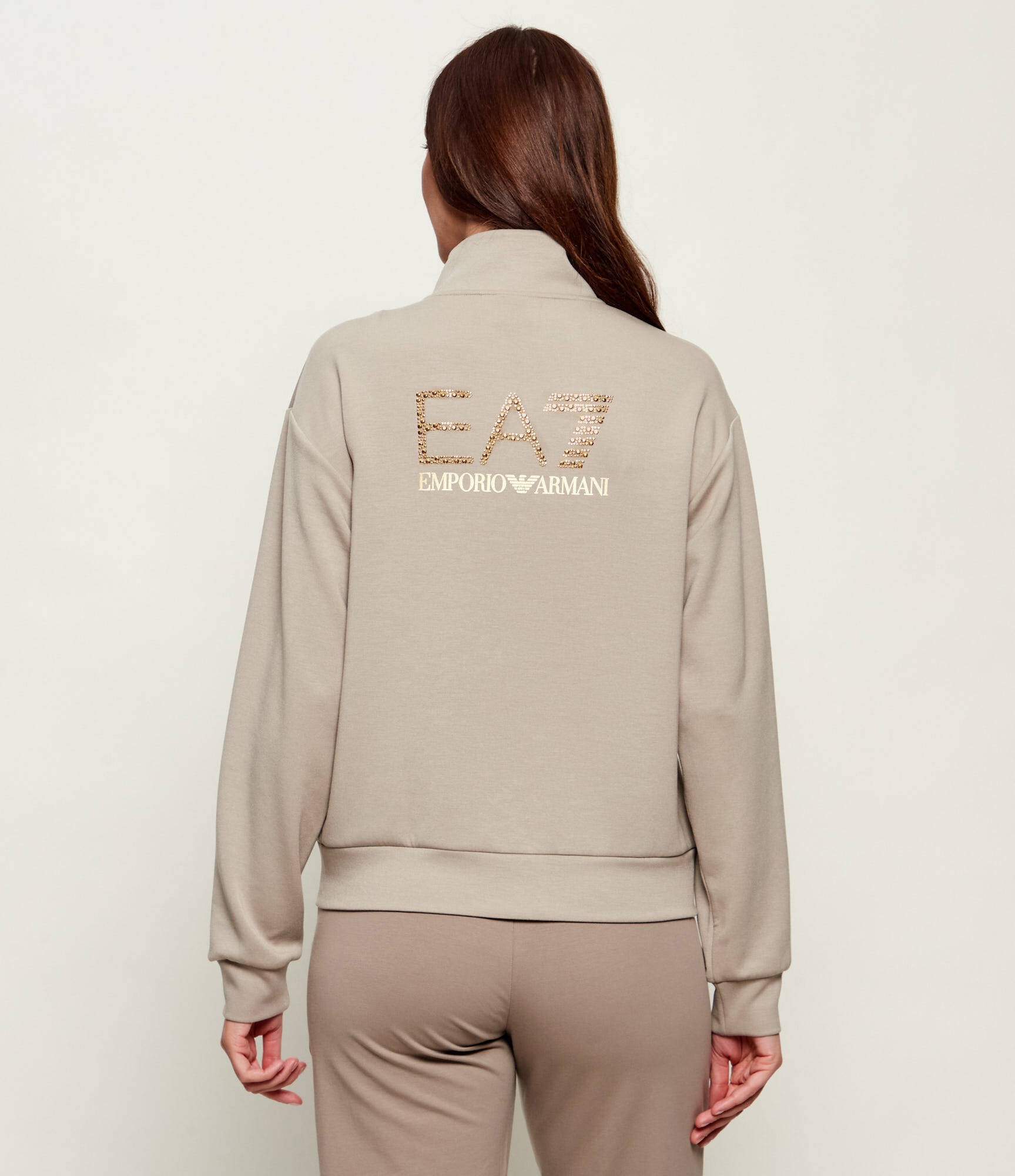EA7 Ea7 Kadın Normal Kesim Sırtında Taş Desenli EA7 İşlemeli Dik Yaka Uzun Kollu Bej Sweatshirt 7W001487 AF24375-U6225