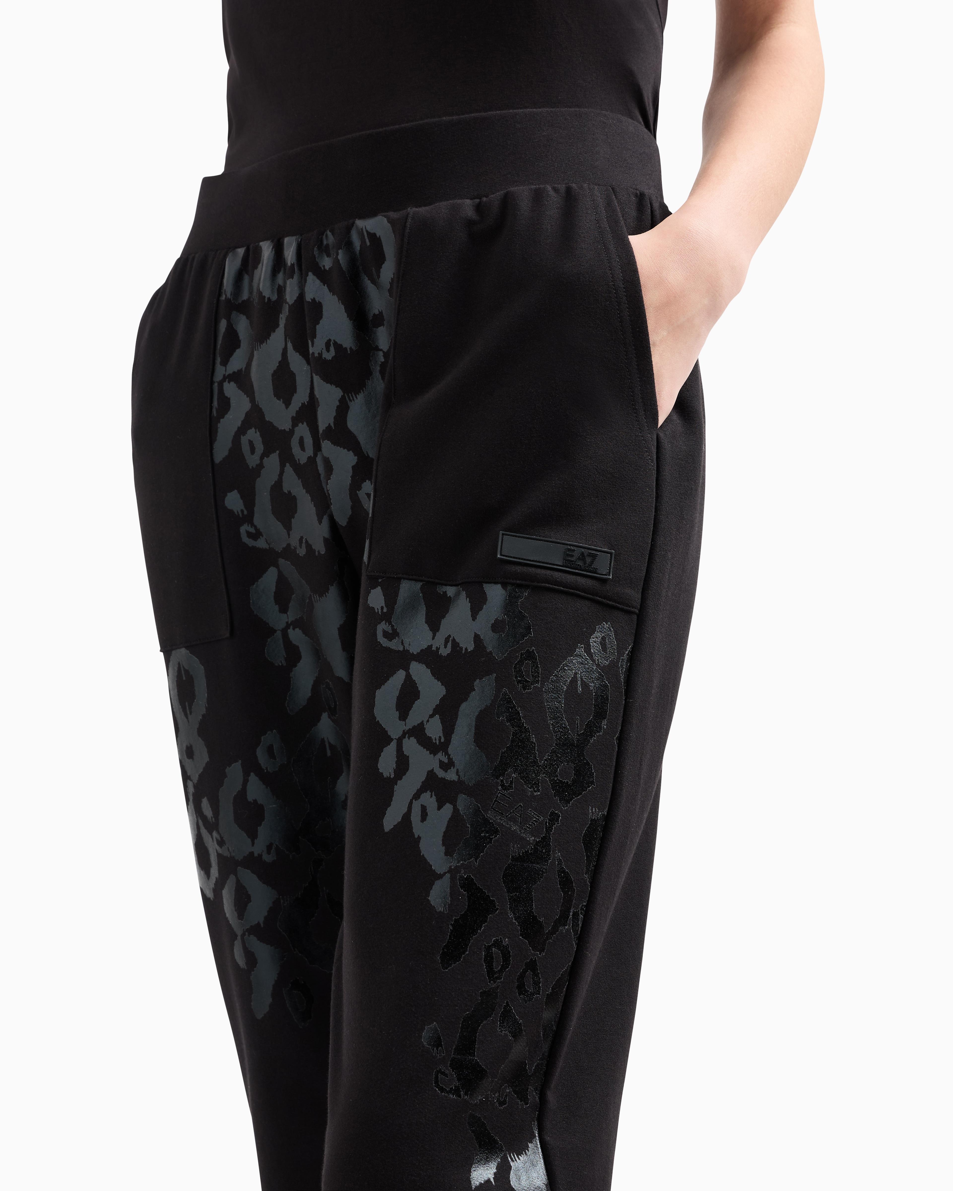Ea7 Ea7 Kadın Regular Fit Beli ve Paçası Lastikli Grafik Baskılı Pamuklu Siyah Pantolon 7W000480 AF13135-UC001