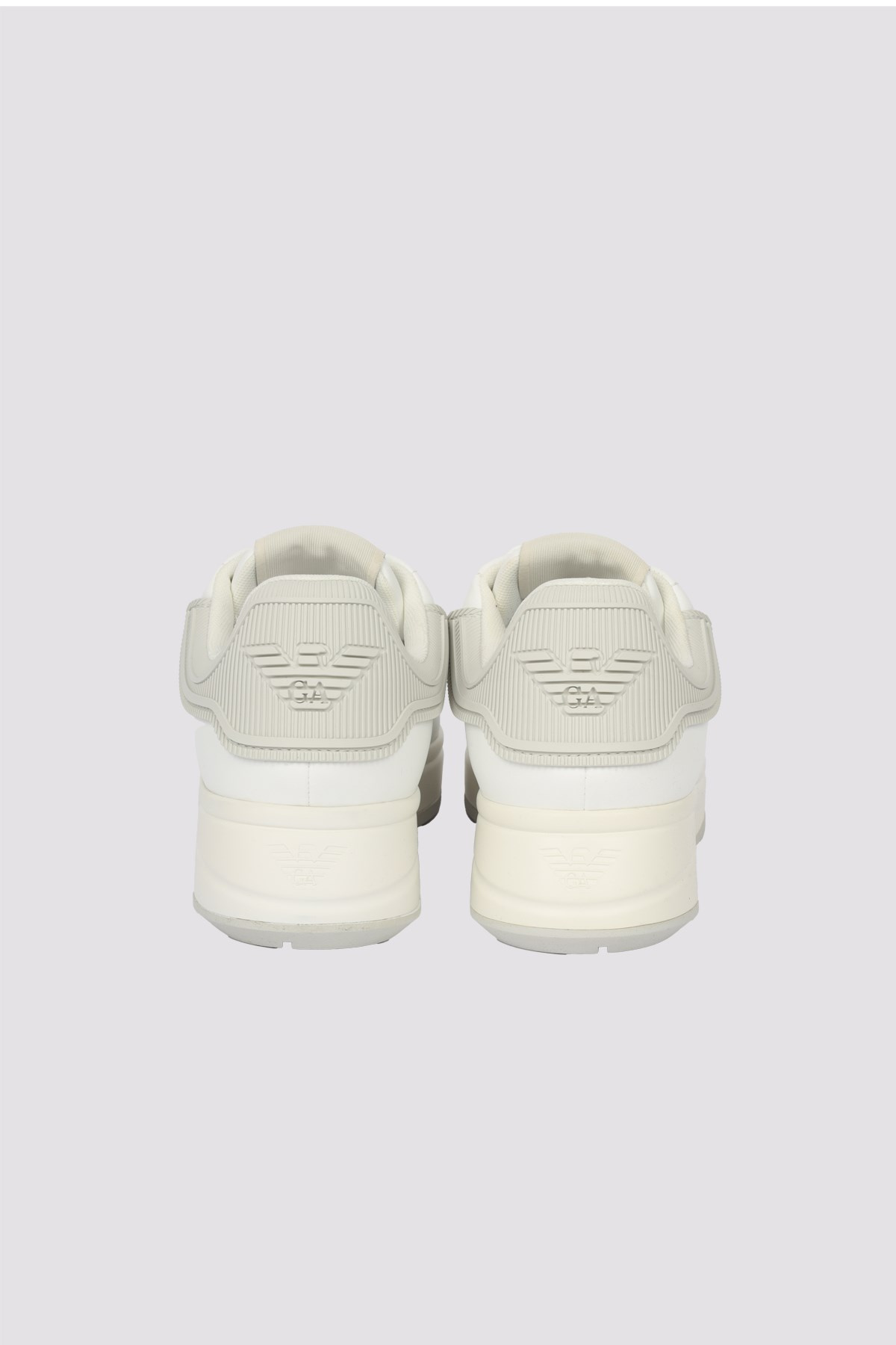 Emporio Armani Emporıo Armani Erkek Bağlamalı Orta Kalın Taban Deri Beyaz-Gri Sneaker EM003663 AF18212-M0459