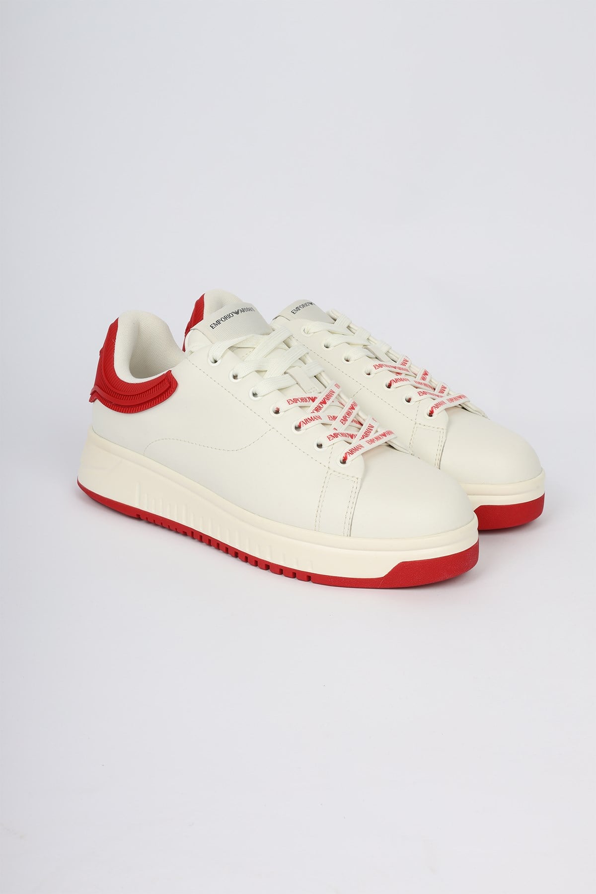 Emporio Armani Emporıo Armani Erkek Bağlamalı Orta Kalın Taban Deri Ekru-Kırmızı Sneaker EM003663 AF18212-M0460
