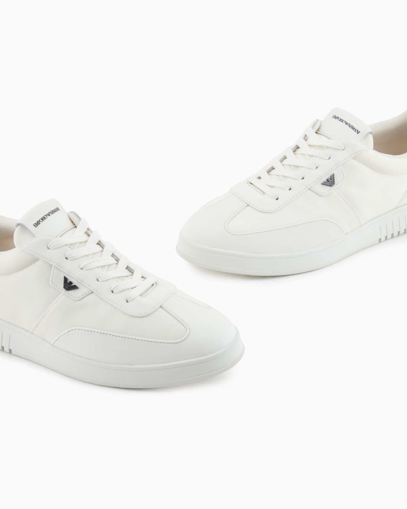 Emporio Armani Emporıo Armani Erkek Bağcıklı Bağlama Yuvarlak Burun Deri Rahat Taban Beyaz Sneaker EM003062 AF18210-U0011