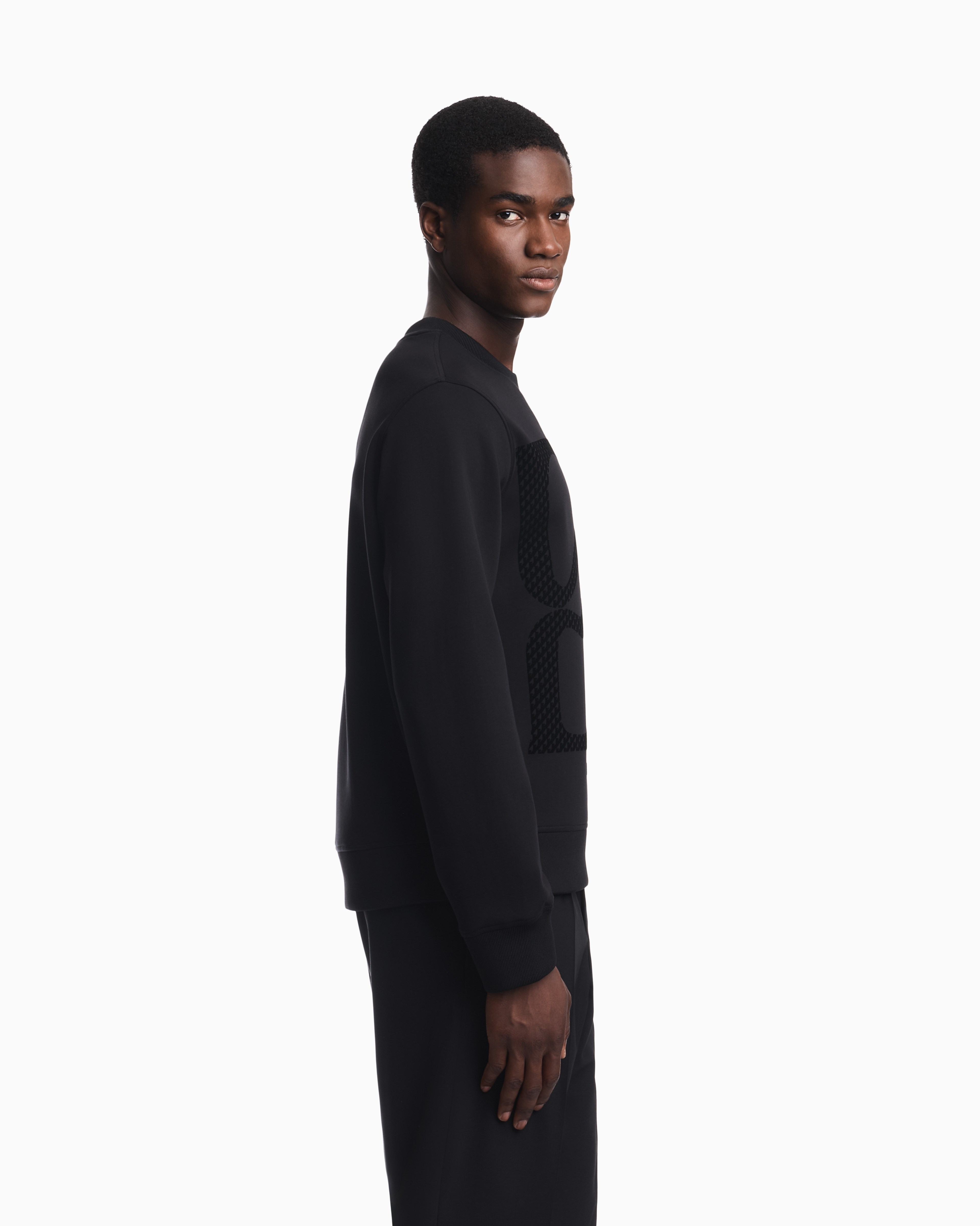 Emporio Armani Emporıo Armani Erkek Büyük Kadife Logo Detaylı Pamuklu Çift Jarse Kumaşlı Uzun Kollu Siyah Sweatshirt EM006841 AF10013-MC722