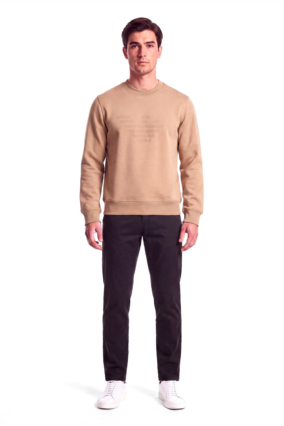 Emporio Armani Emporıo Armani Erkek Büyük Kadife Logo Detaylı Pamuklu Çift Jarse Kumaşlı Uzun Kollu Bej Sweatshirt EM006841 AF10013-M6535