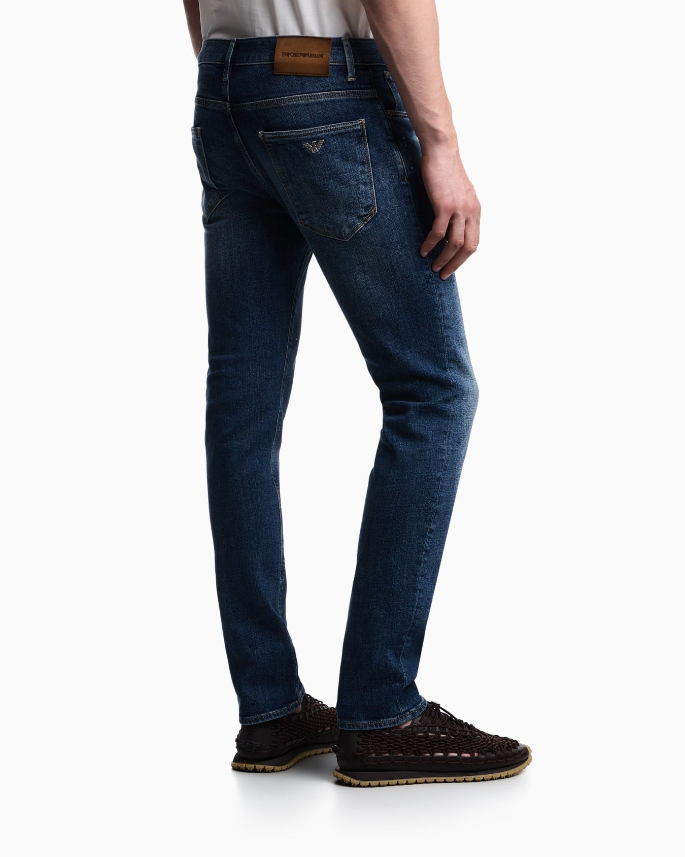 Emporio Armani Emporıo Armani Erkek Dar Kesim Eskitme Desenli Düz Paça Denim Lacivert Jeans EM000121 AF27790-MB002