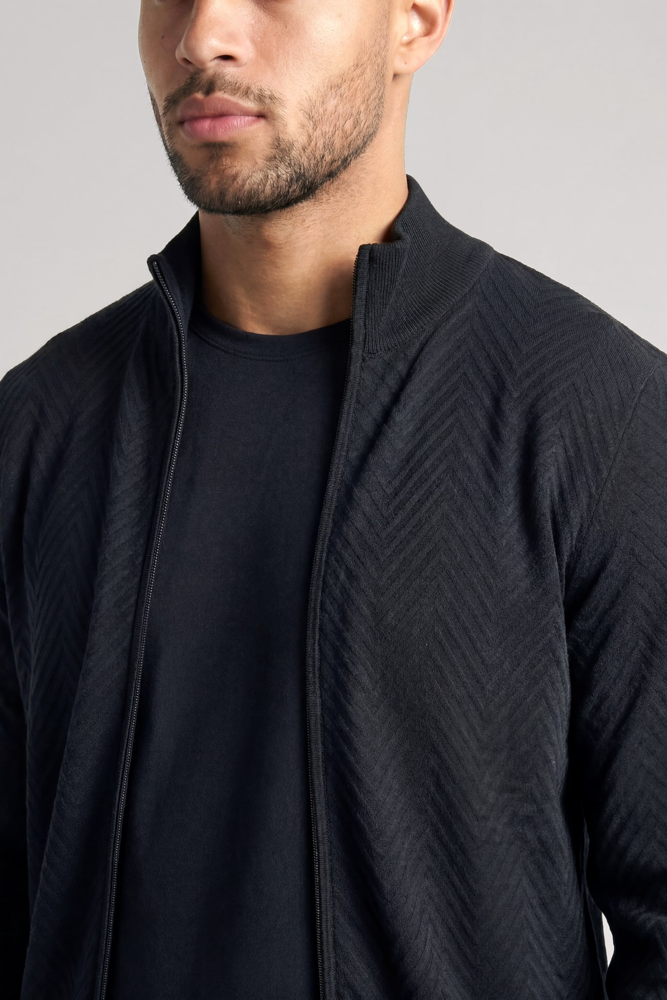 Emporio Armani Emporıo Armani Erkek Dik Yaka Fermuar Kapamalı Cep Detaylı Siyah Mont EM004670 AF23759-UC001