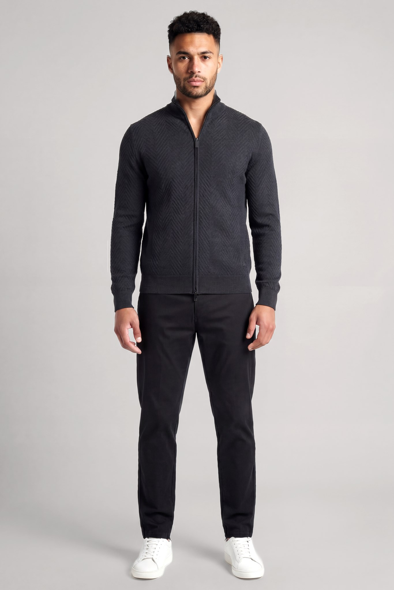 Emporio Armani Emporıo Armani Erkek Dik Yaka Fermuar Kapamalı Cep Detaylı Siyah Mont EM004670 AF23759-UC001
