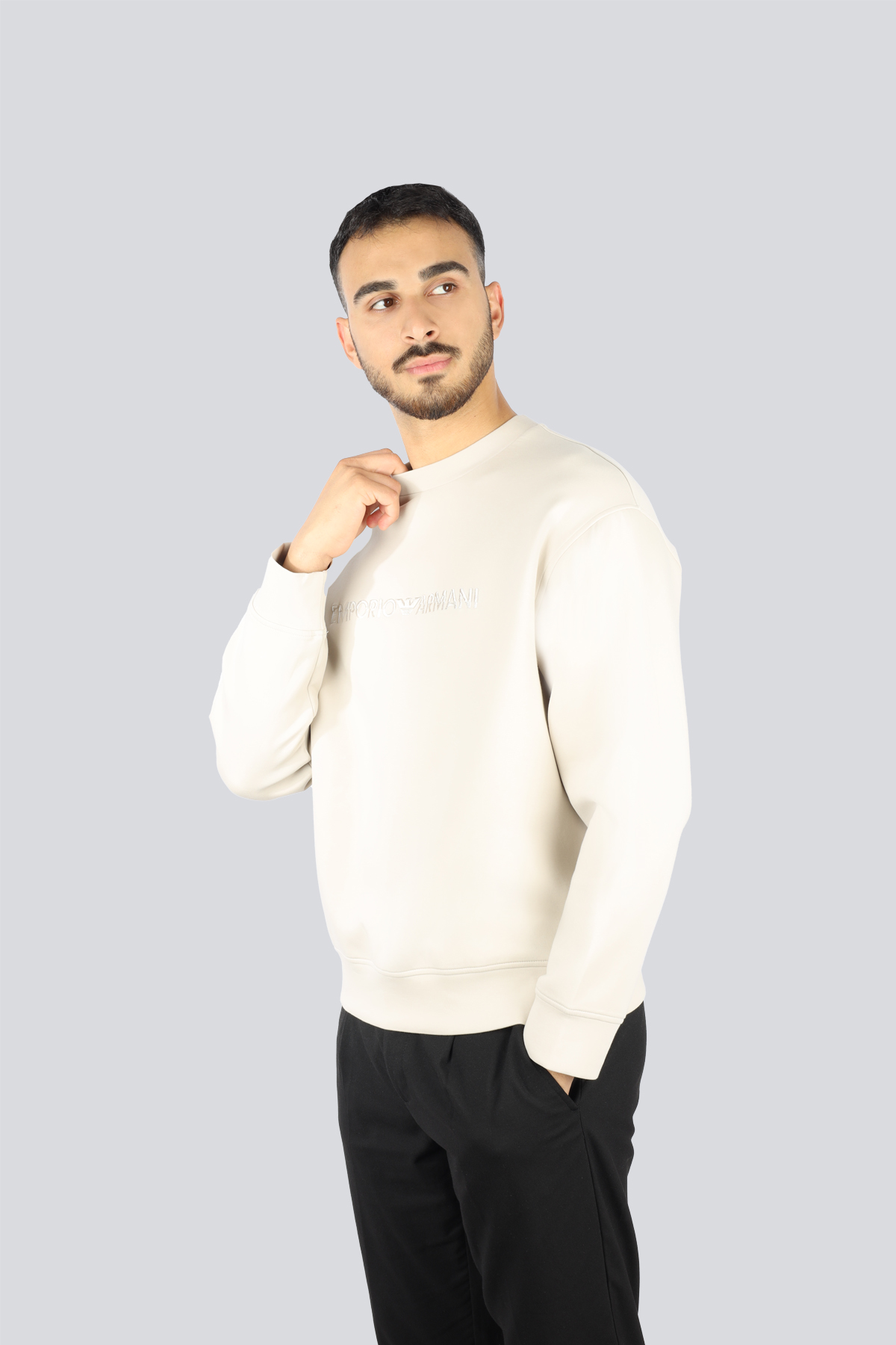Emporio Armani Emporıo Armani Erkek Dokuma Kumaş Regular Fit Yuvarlak Yaka Uzun Kollu Gümüş Sweatshirt EM001126 AF10013-U1098