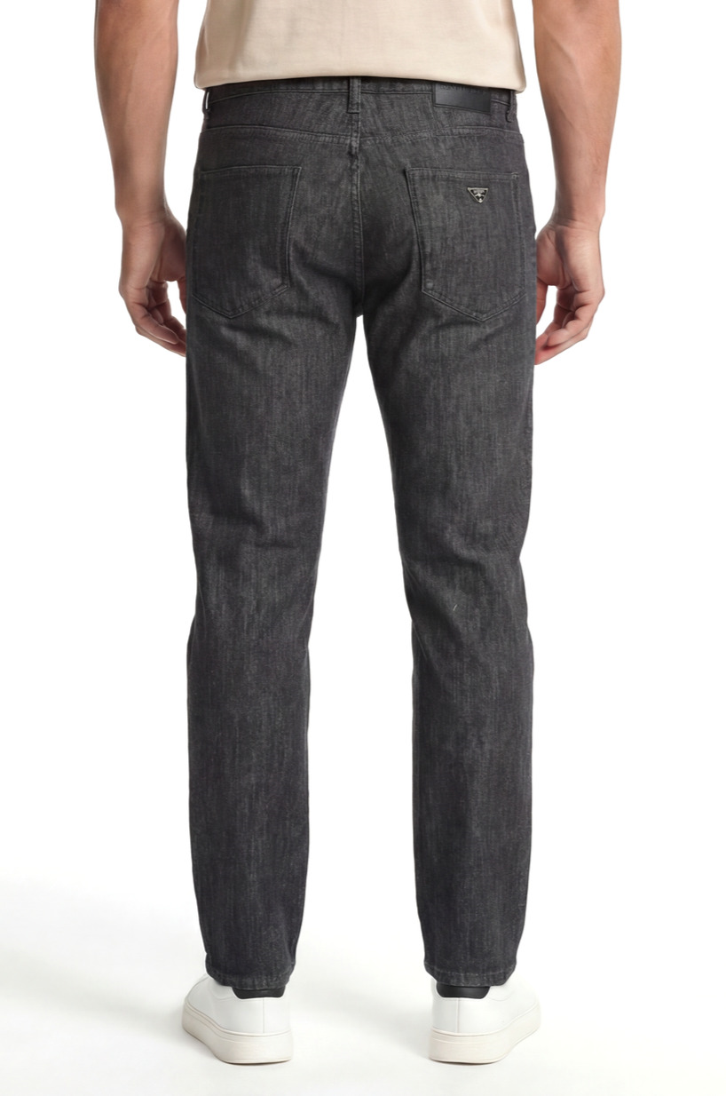 Emporio Armani Emporıo Armani Erkek Dokuma Kumaş  Normal Bel  Düz Model Siyah Jeans EM000121 AF22814-MC002