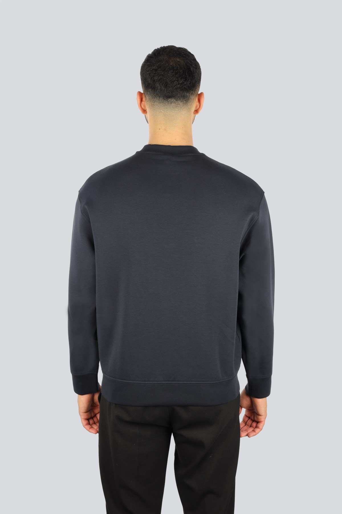 Emporio Armani Emporıo Armani Erkek Fermuarlı ve Kabartmalı Kartal Logolu Regular Fit Kapüşonlu Lacivert Sweatshirt EM001045 AF100131-UB118