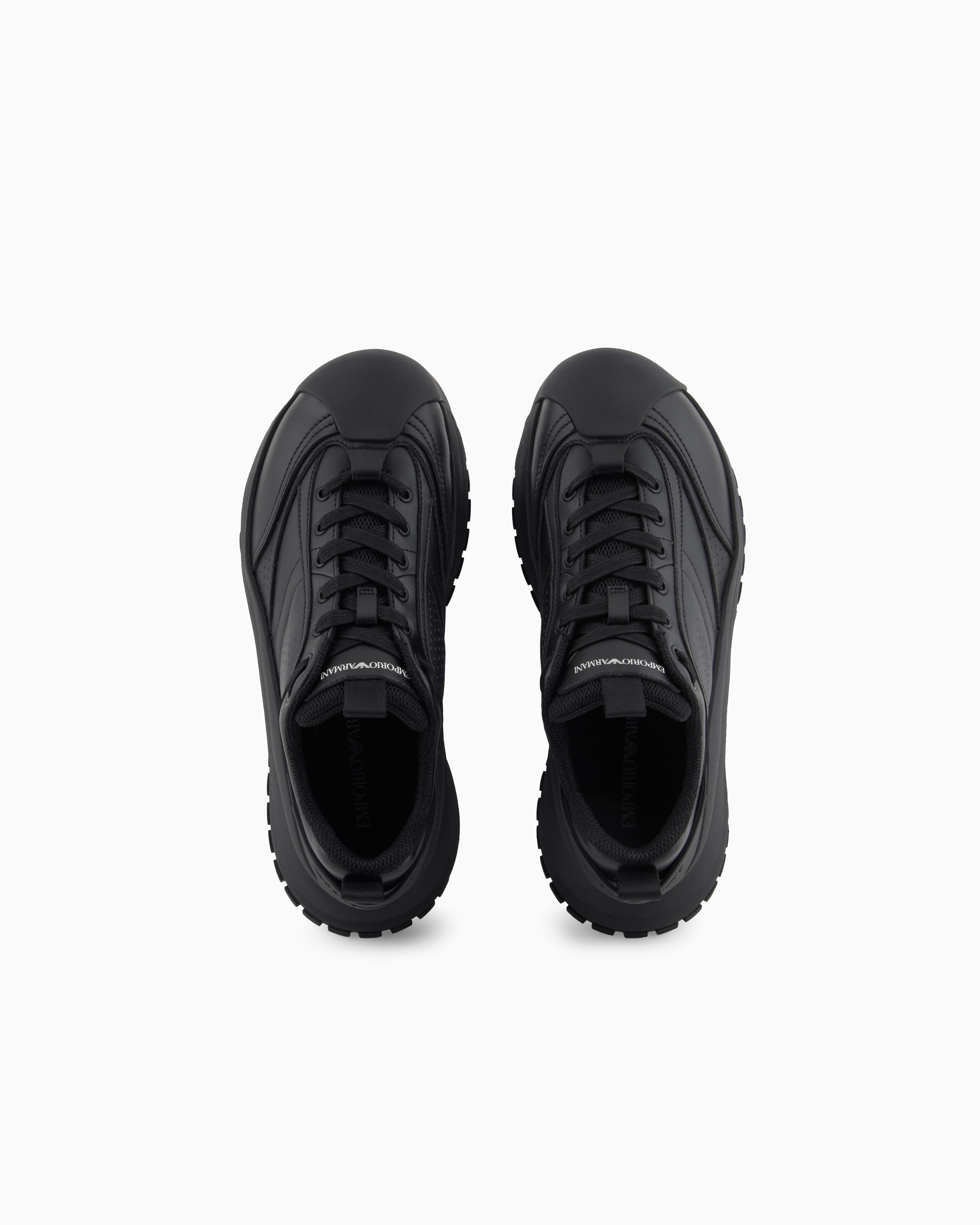 EMPORIO ARMANI Emporıo Armani Erkek Kalın Taban Bağcıklı Taban Arkası Marka Yazı Desenli Siyah Sneaker EM003035 AF18226-MC105