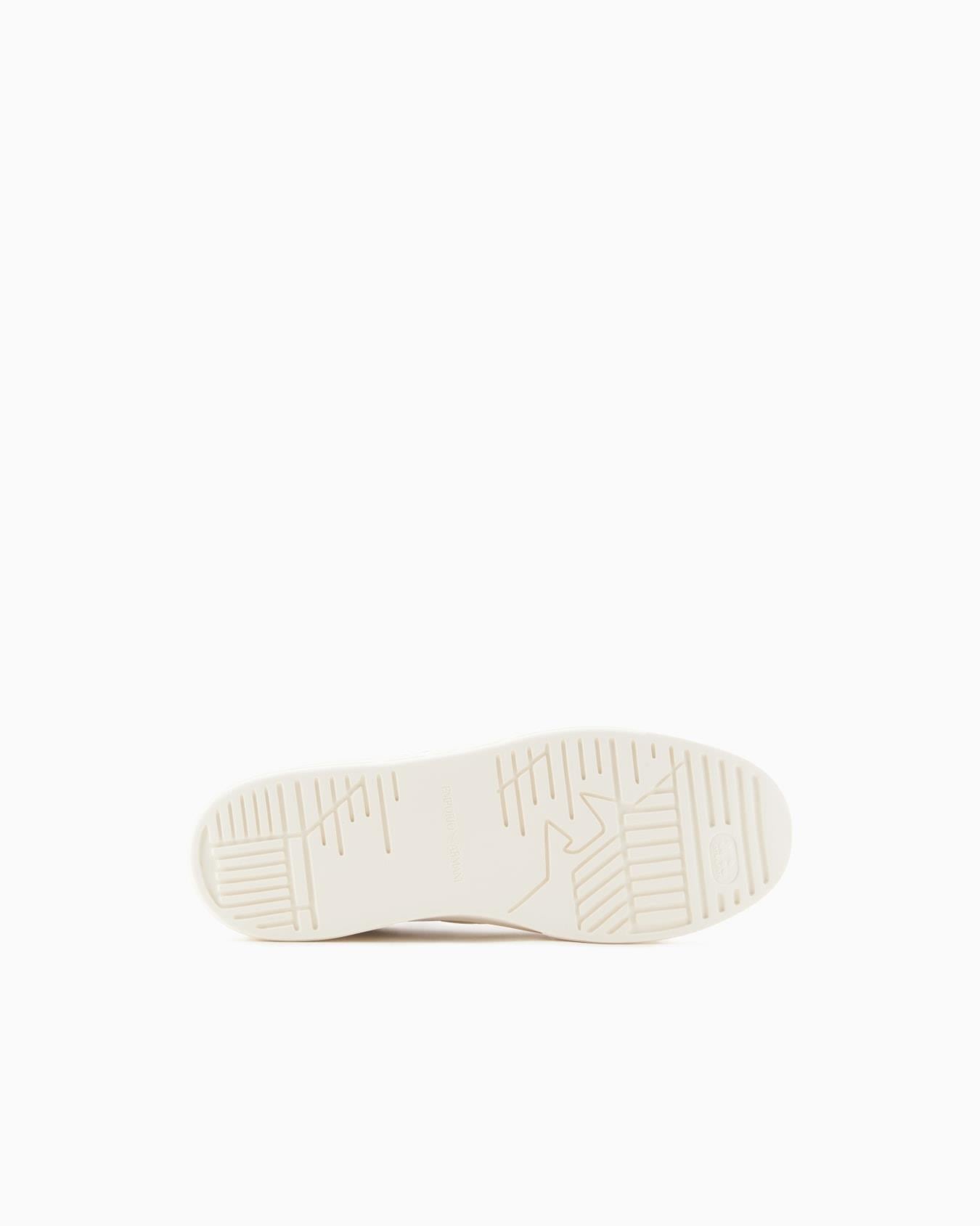 Emporio Armani Emporıo Armani Erkek Kabartmalı Baskı Desenli Kontrast Logo Detaylı Deri Beyaz Sneaker EM002852 AF18014-M0017