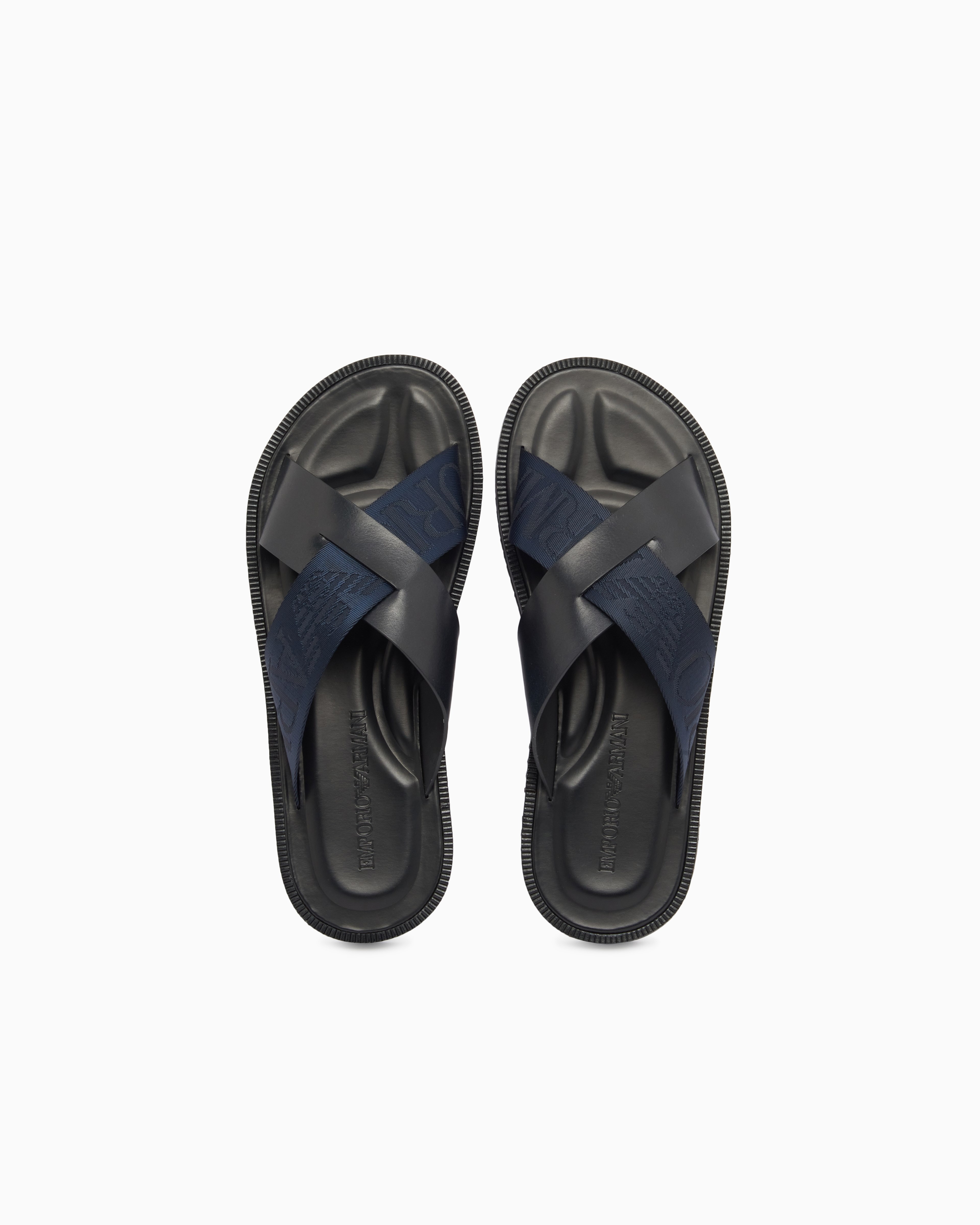 Emporio Armani Emporıo Armani Erkek Logolu Çapraz Bantlı Deri Lacivert Terlik X4P124 XN787-MB007