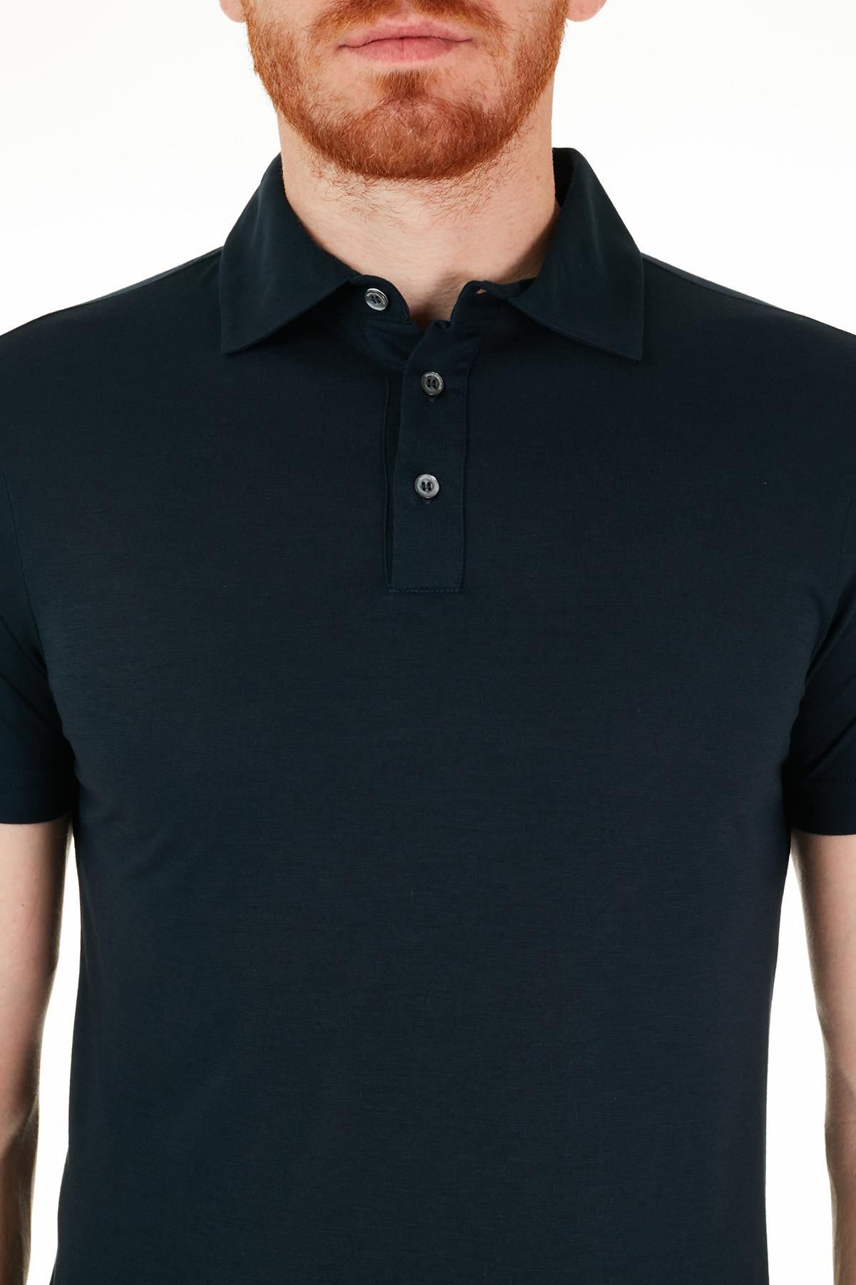 Emporio Armani Emporıo Armani Erkek Marka Logolu Basic Bisiklet Yaka Kısa Kollu Lacivert T-Shirt 8N1T8V 1JQ2Z-0922