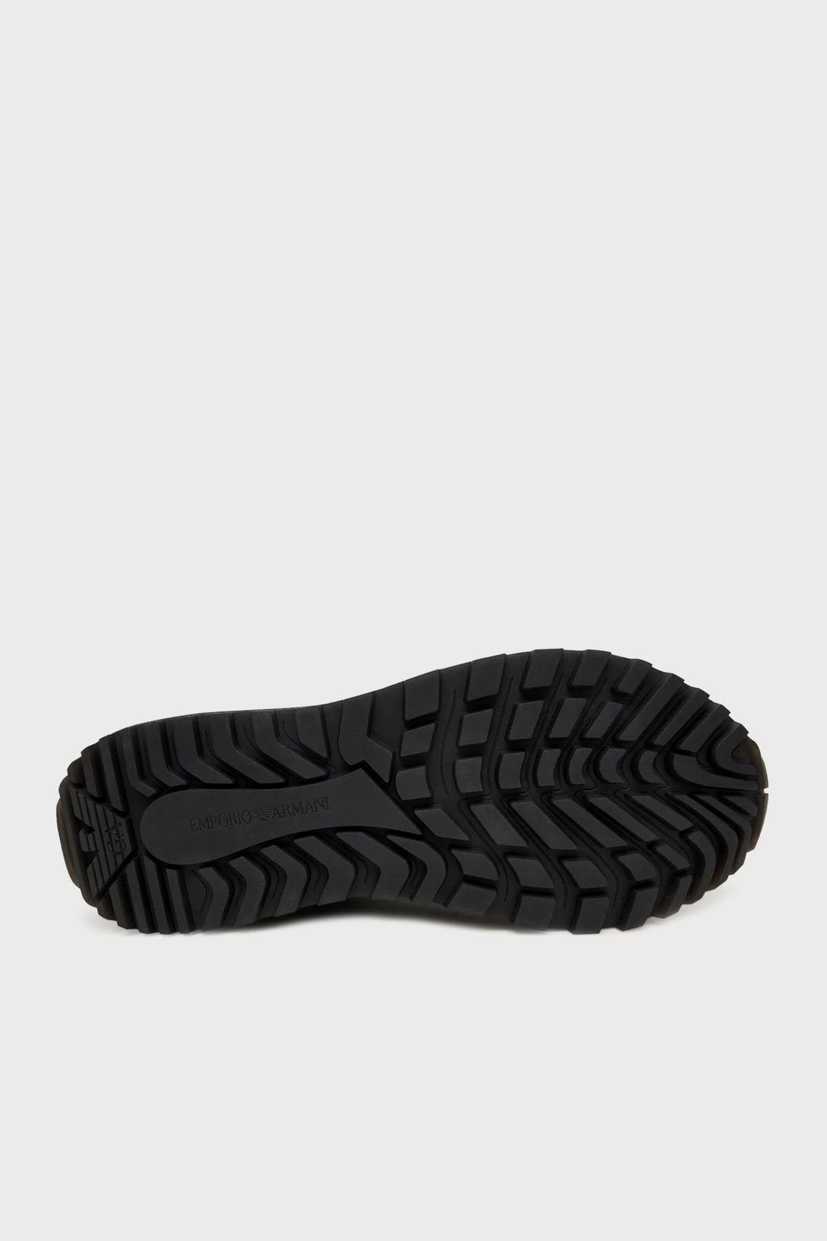 Emporio Armani Emporıo Armani Erkek Metalik Kartal Logolu Düşük Bilekli Nefes Alabilir Ön Yüzeyli Ortopedik Taban Siyah Sneaker EM003738 AF19532-MC005