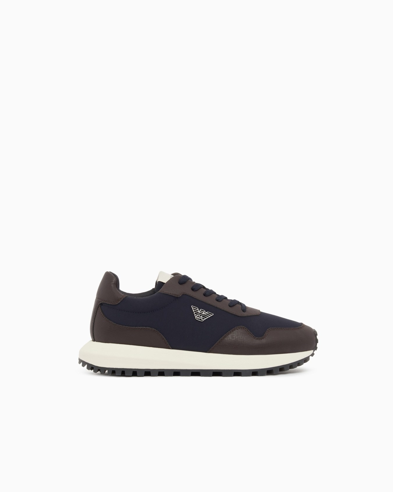 Emporio Armani Emporıo Armani Erkek Metalik Kartal Logolu Düşük Bilekli Nefes Alabilir Ön Yüzeyli Ortopedik Taban Lacivert-Kahverengi Sneaker EM003738 AF19532-M6494