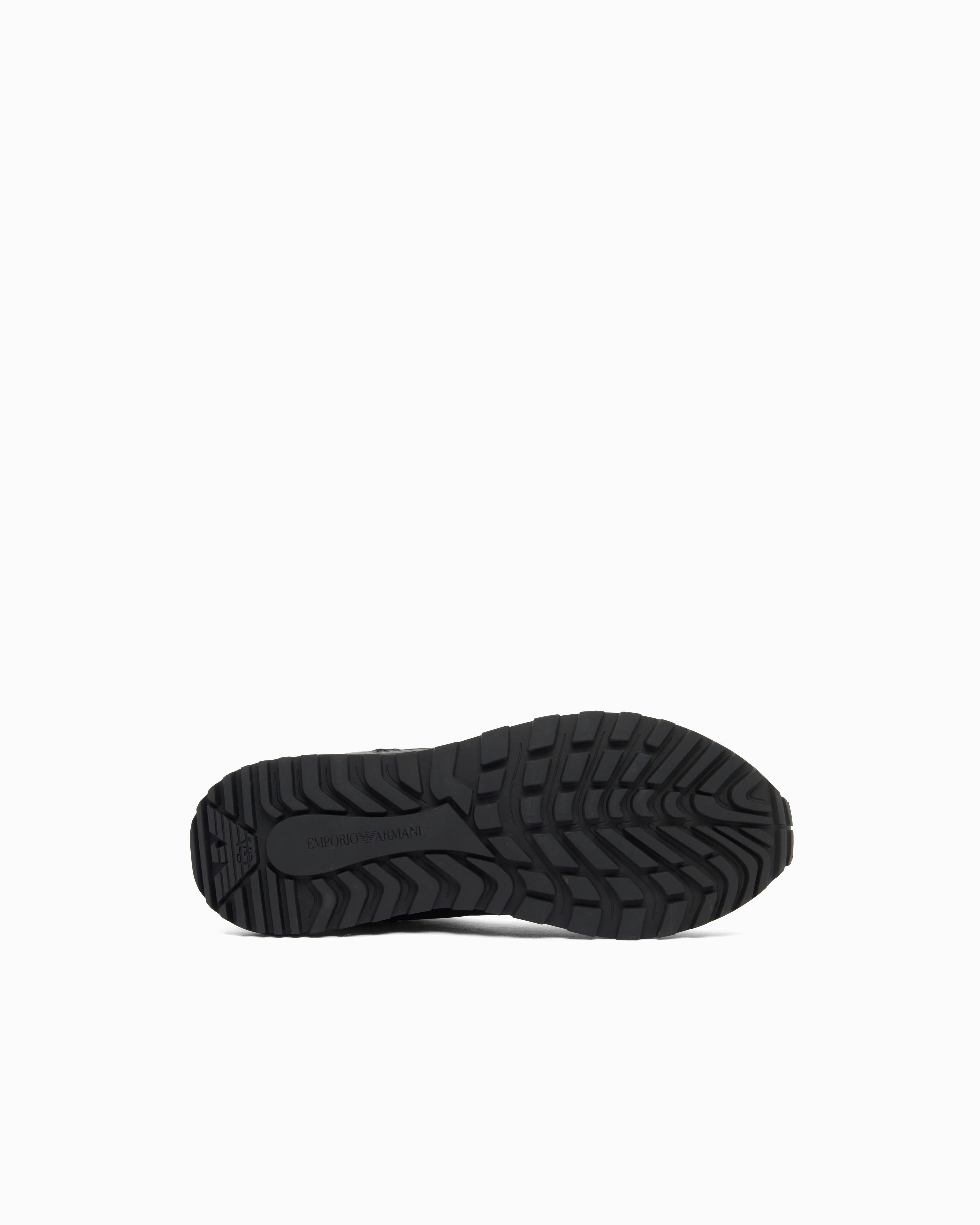Emporio Armani Emporıo Armani Erkek Nefes Alabilen File ve Süet Detaylı Rahat Tabanlı Siyah Sneaker EM004839 AF29491-MZ312