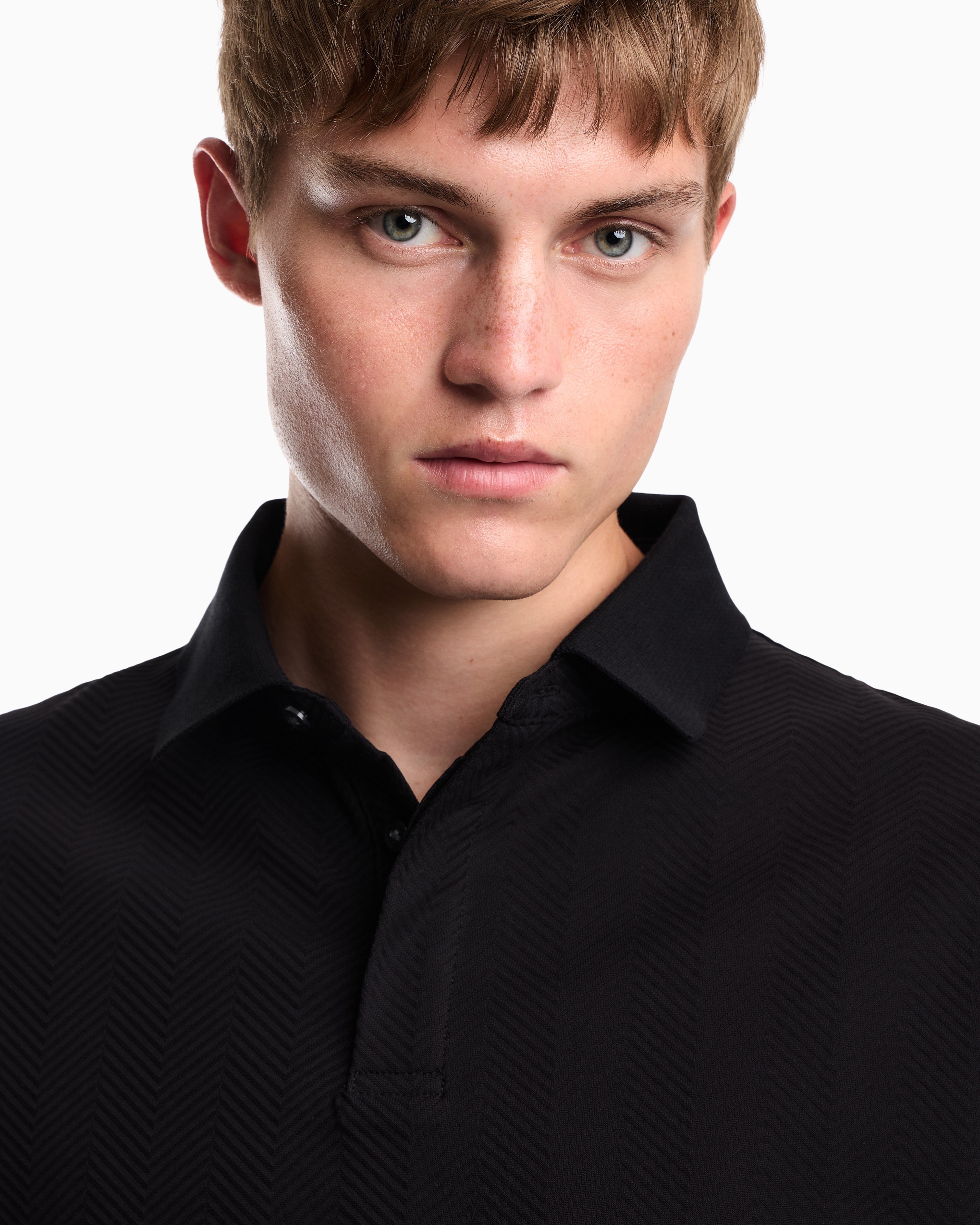 Emporio Armani Emporıo Armani Erkek Normal KEsim Pamuklu Jakarlı Jarse Kumaş Kısa Kollu Siyah Polo Yaka T-Shirt EM007039 AF10762-FC328
