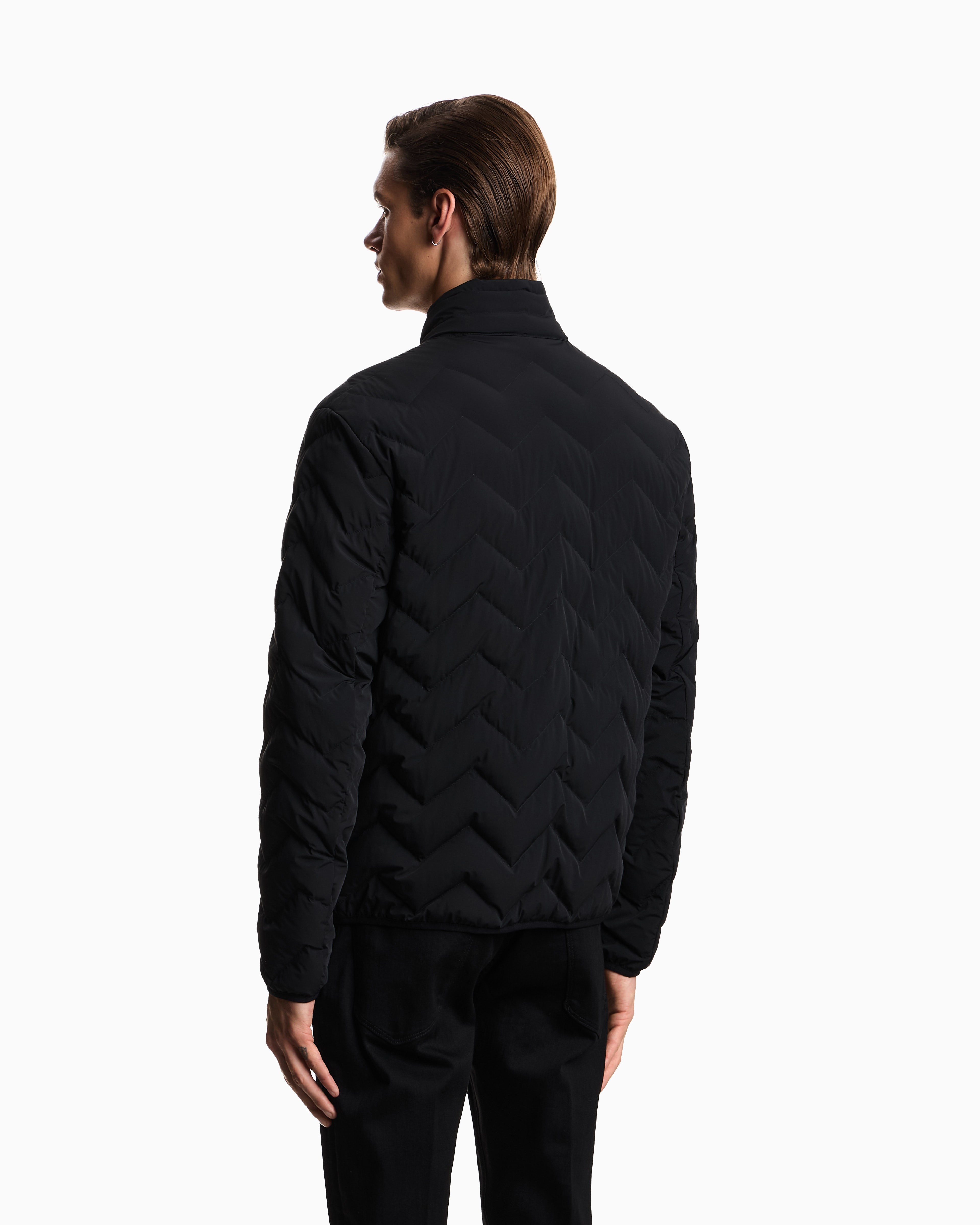 Emporio Armani Emporıo Armani Erkek Normal Kesim Dik Yaka Kapitoneli Siyah Ceket EM004947 AF18499-UC001