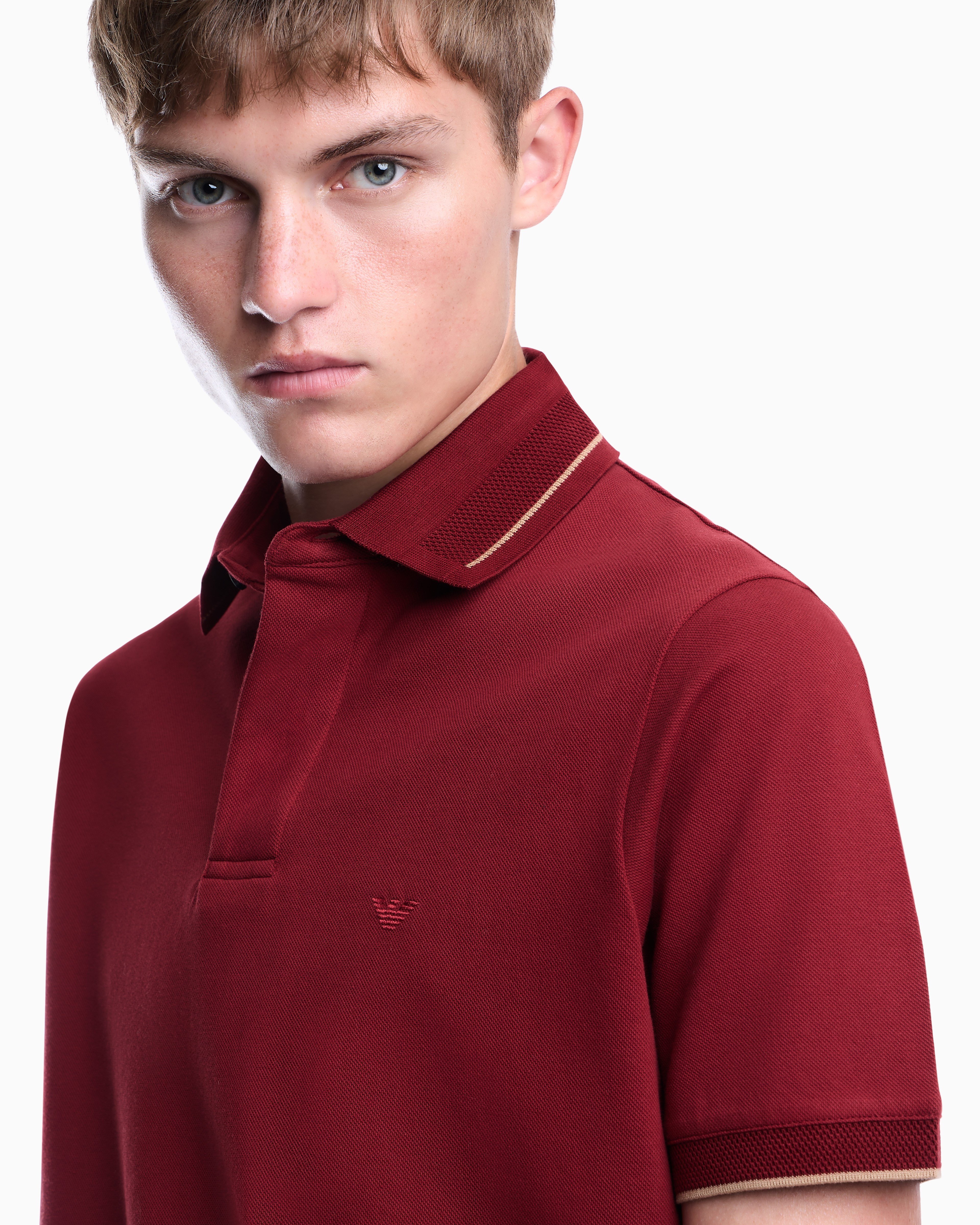 Emporio Armani Emporıo Armani Erkek Normal Kesim Kartal Logo İşlemeli Pamuklu Pike Kumaşlı Kısa Kollu Kırmızı Polo Yaka T-Shirt EM006625 AF12955-U5087