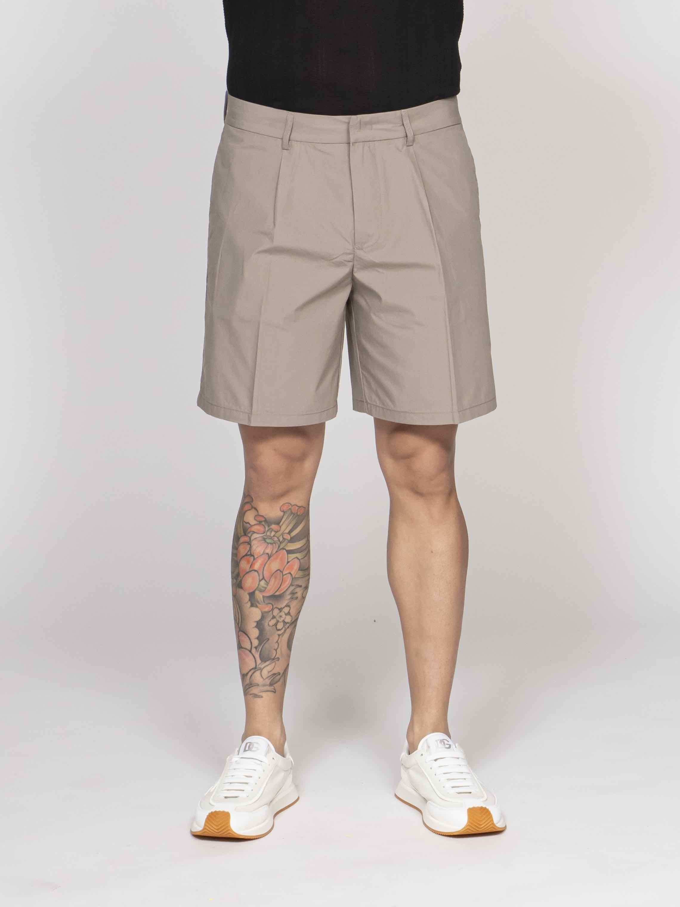 Emporio Armani Emporıo Armani Erkek Normal Kalıp Pileli Pamuklu Kahverengi Şort & Bermuda EM005900 AF25633-U6161