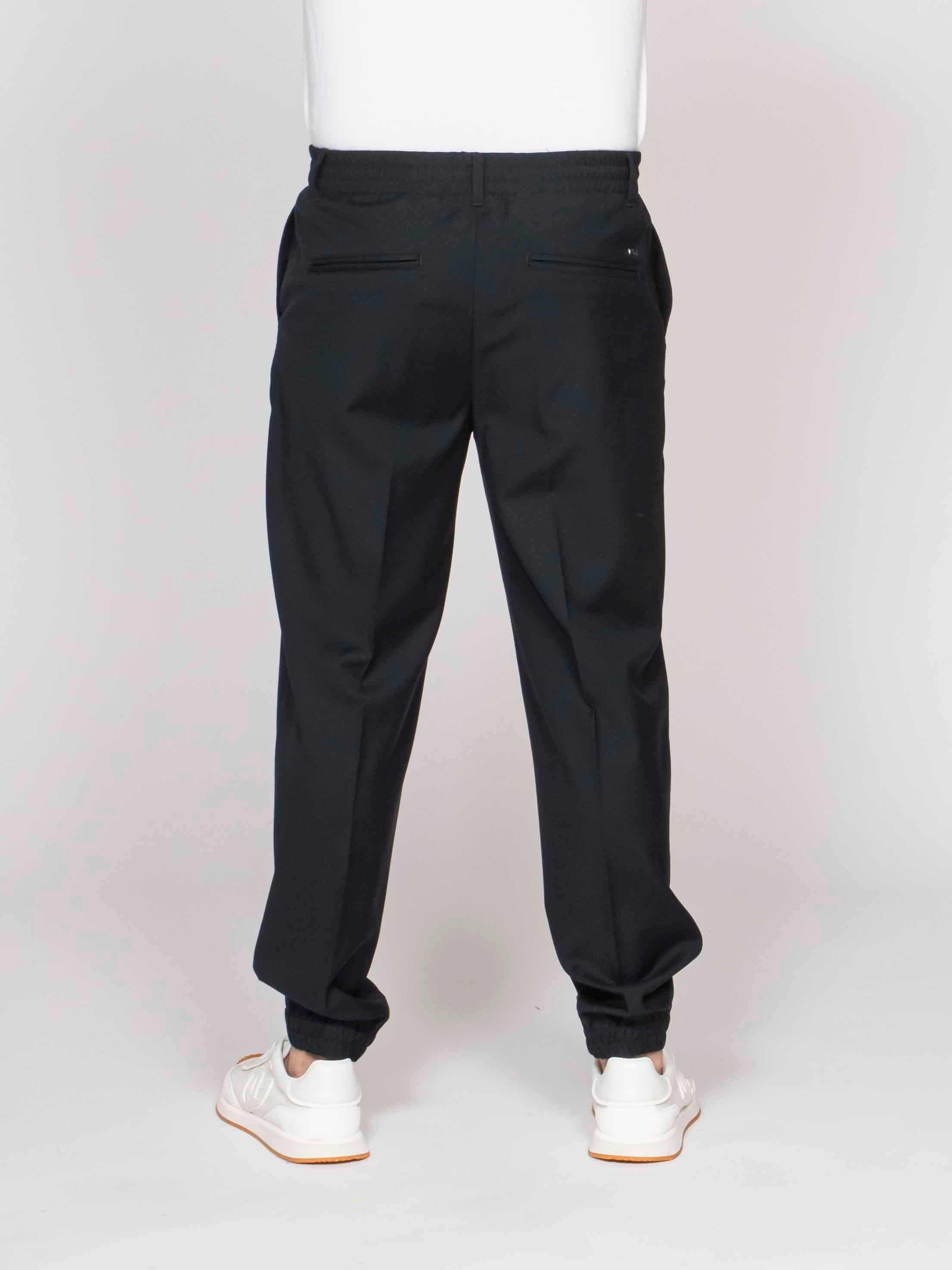 Emporio Armani Emporıo Armani Erkek Normal Kesim Paçası Lastikli Yün İçerikli Pileli Lacivert Pantolon EM005379 AF24469-UB118