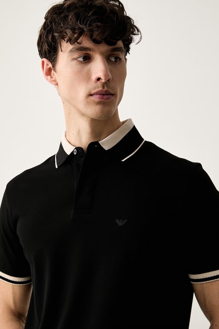 Emporio Armani Emporıo Armani Erkek Normal Kesim Kartal Logo İşlemeli Pamuklu Pike Kumaşlı Kısa Kollu Siyah Polo Yaka T-Shirt EM006625 AF12955-UC001