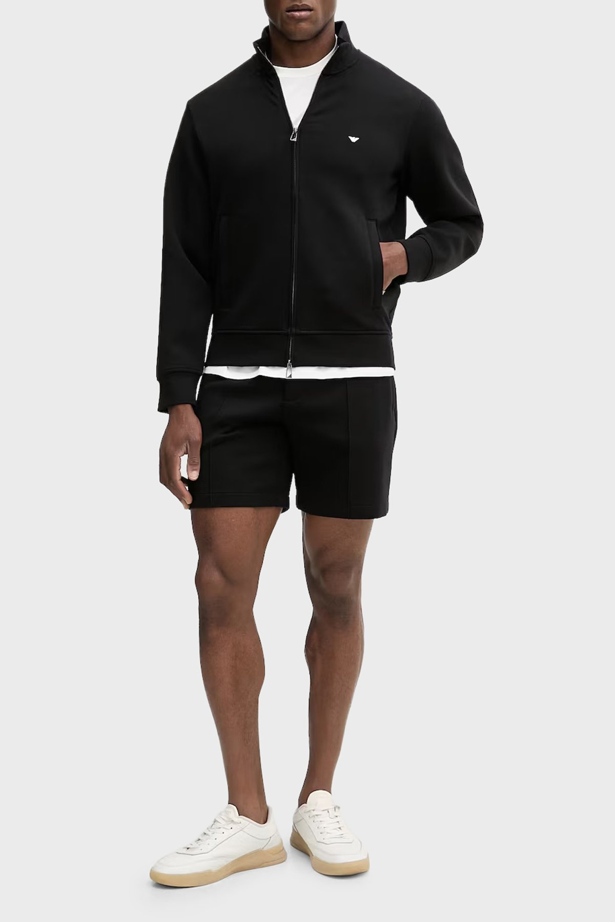 Emporio Armani Emporıo Armani Erkek Normal Kesim Pileli Pamuklu Siyah BERMUDA EM004544 AF10013-UC001